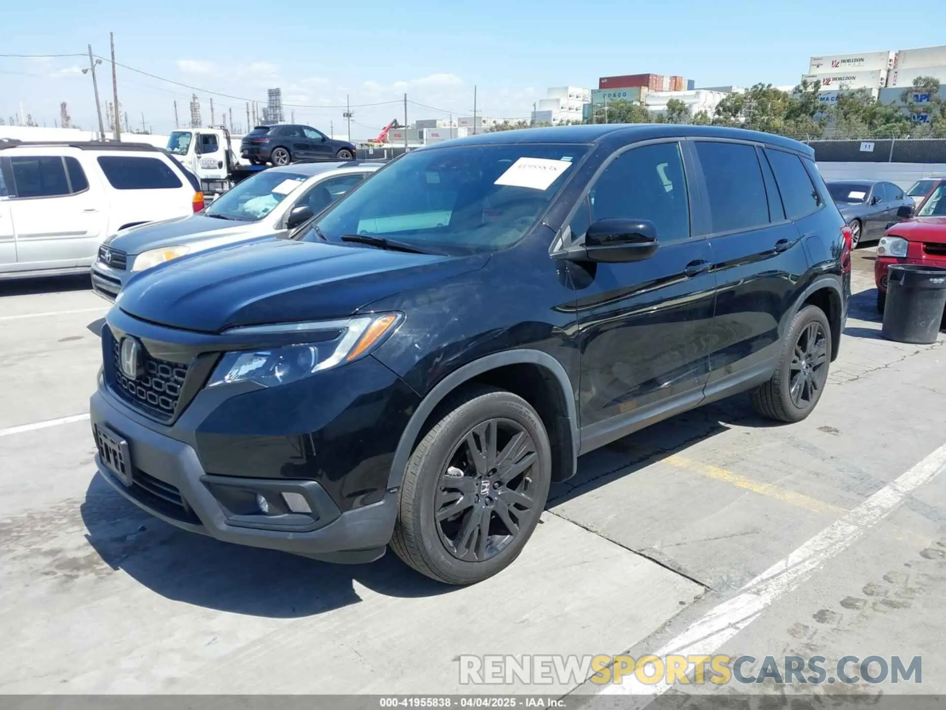 2 fotografías del automóvil dañado 5FNYF8H21MB038592 HONDA PASSPORT 2021