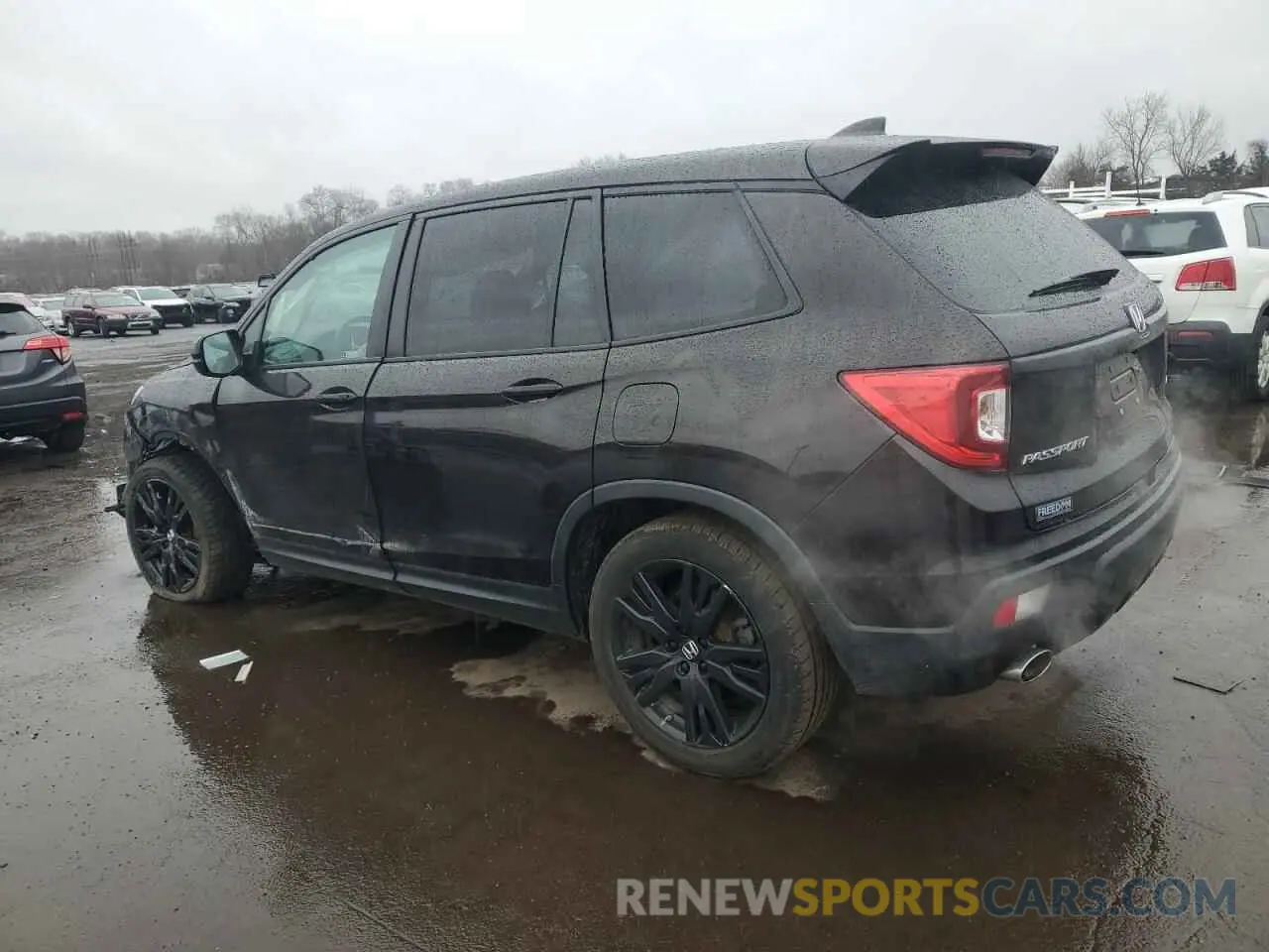2 fotografías del automóvil dañado 5FNYF8H25MB008429 HONDA PASSPORT 2021