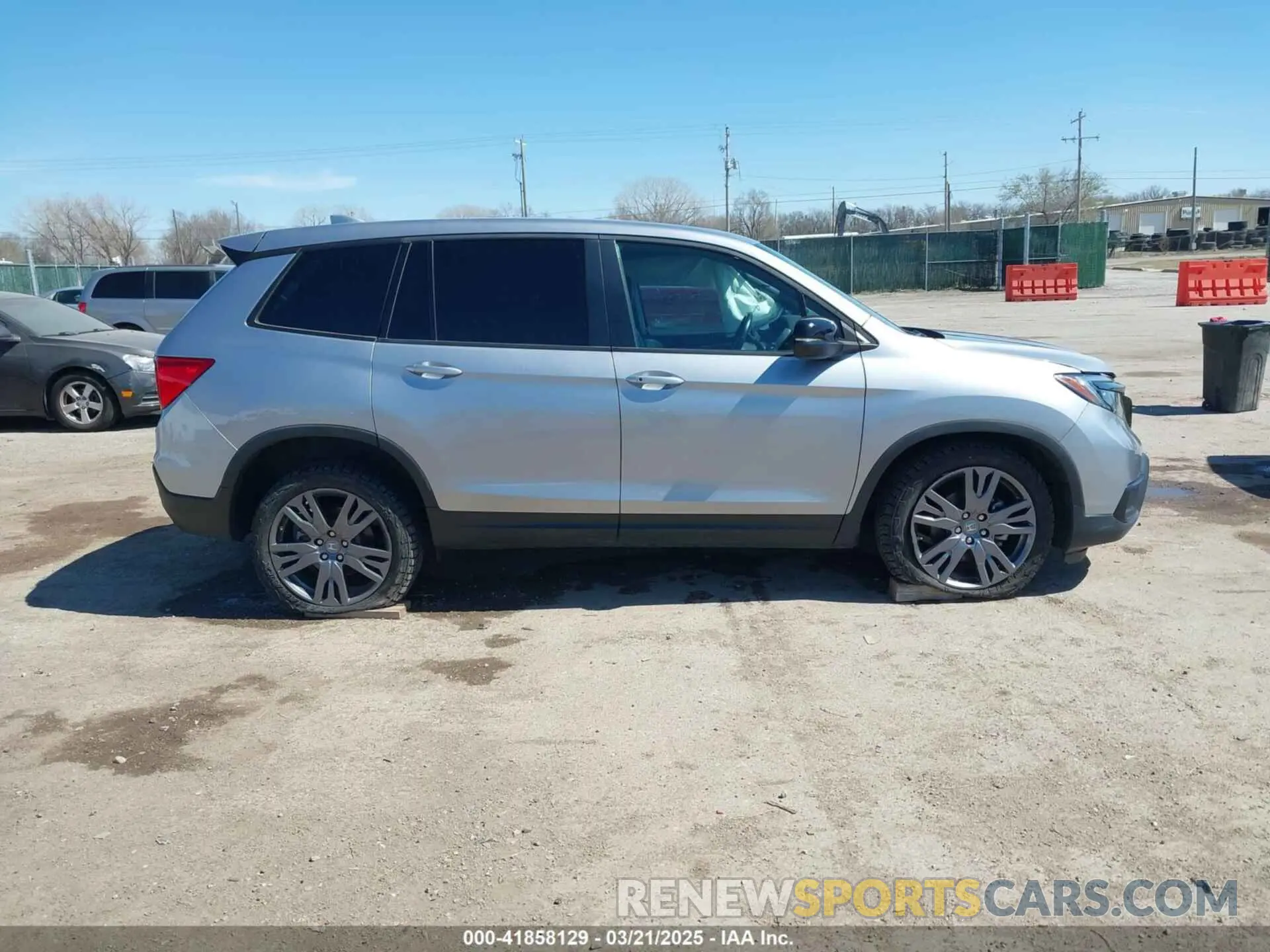 14 fotografías del automóvil dañado 5FNYF8H51MB024752 HONDA PASSPORT 2021