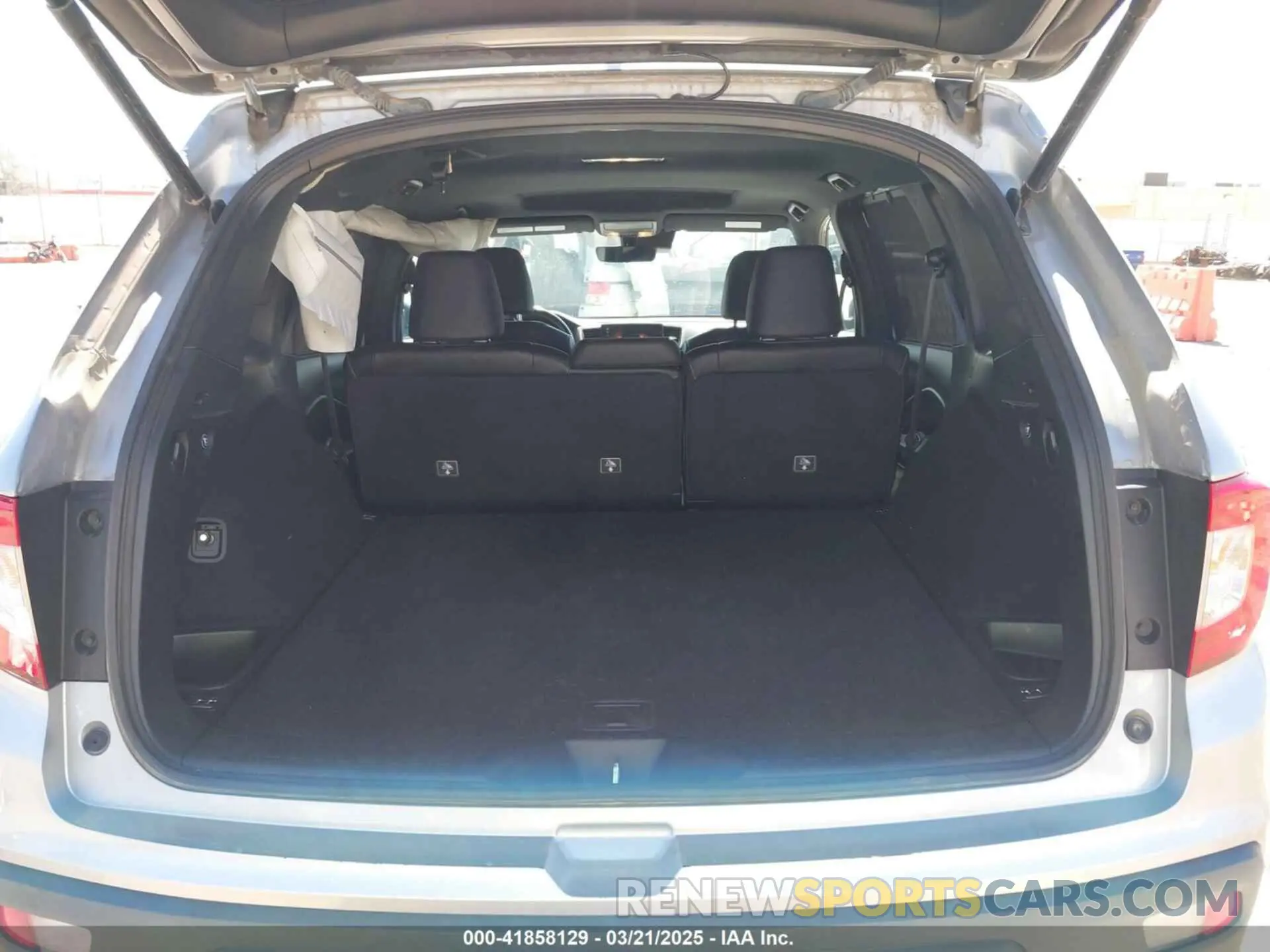 17 fotografías del automóvil dañado 5FNYF8H51MB024752 HONDA PASSPORT 2021