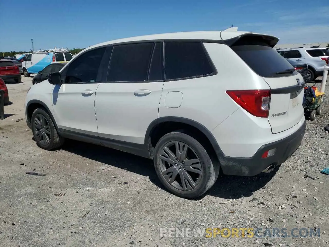 2 fotografías del automóvil dañado 5FNYF8H55MB015679 HONDA PASSPORT 2021