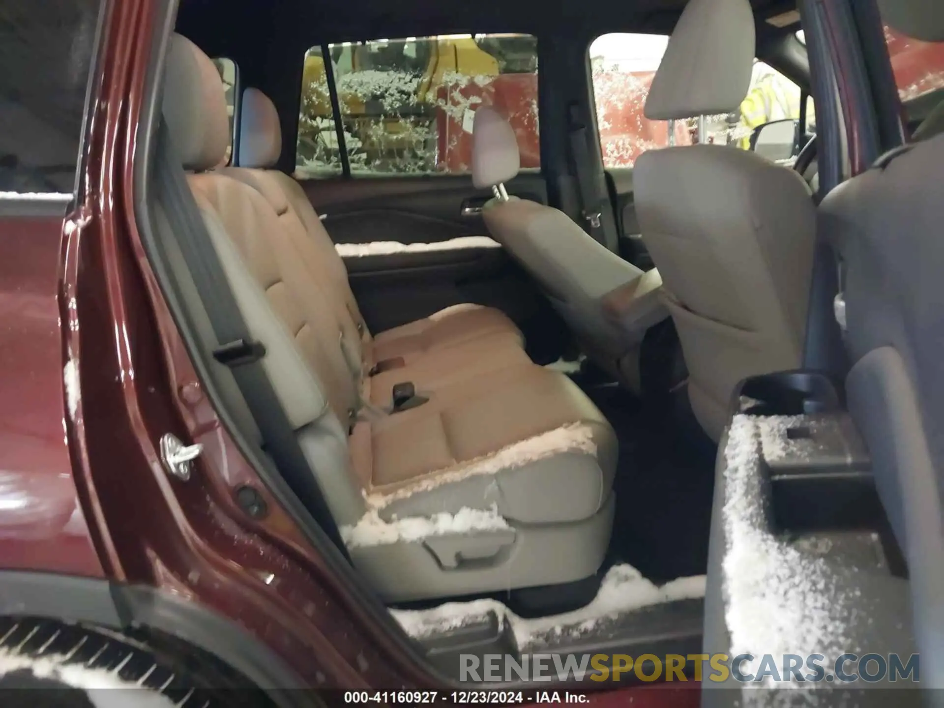 8 fotografías del automóvil dañado 5FNYF8H55MB018825 HONDA PASSPORT 2021