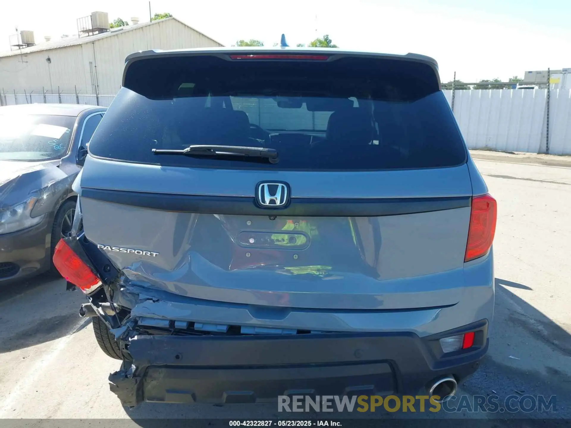 16 fotografías del automóvil dañado 5FNYF7H52NB002772 HONDA PASSPORT 2022