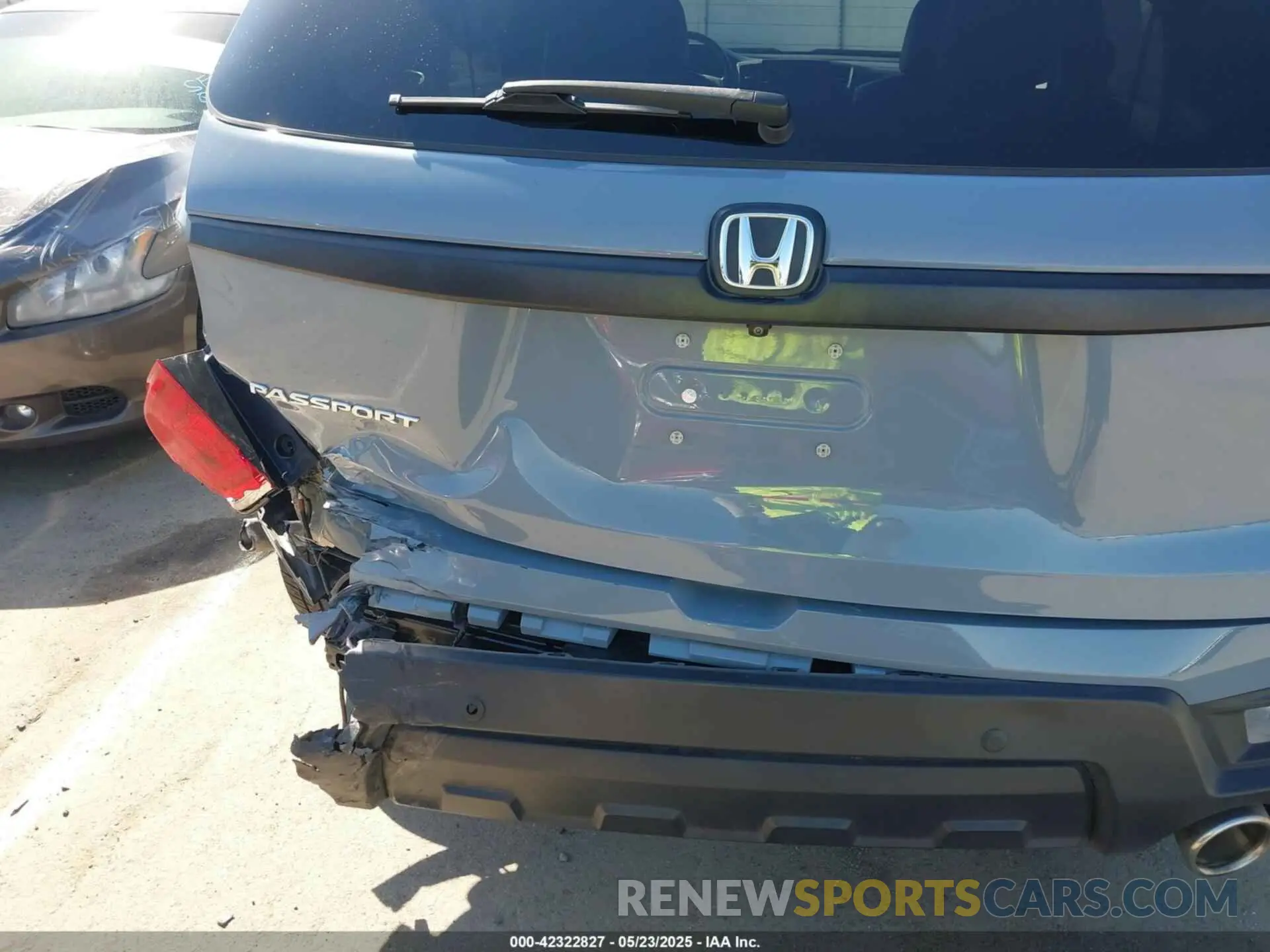 17 fotografías del automóvil dañado 5FNYF7H52NB002772 HONDA PASSPORT 2022