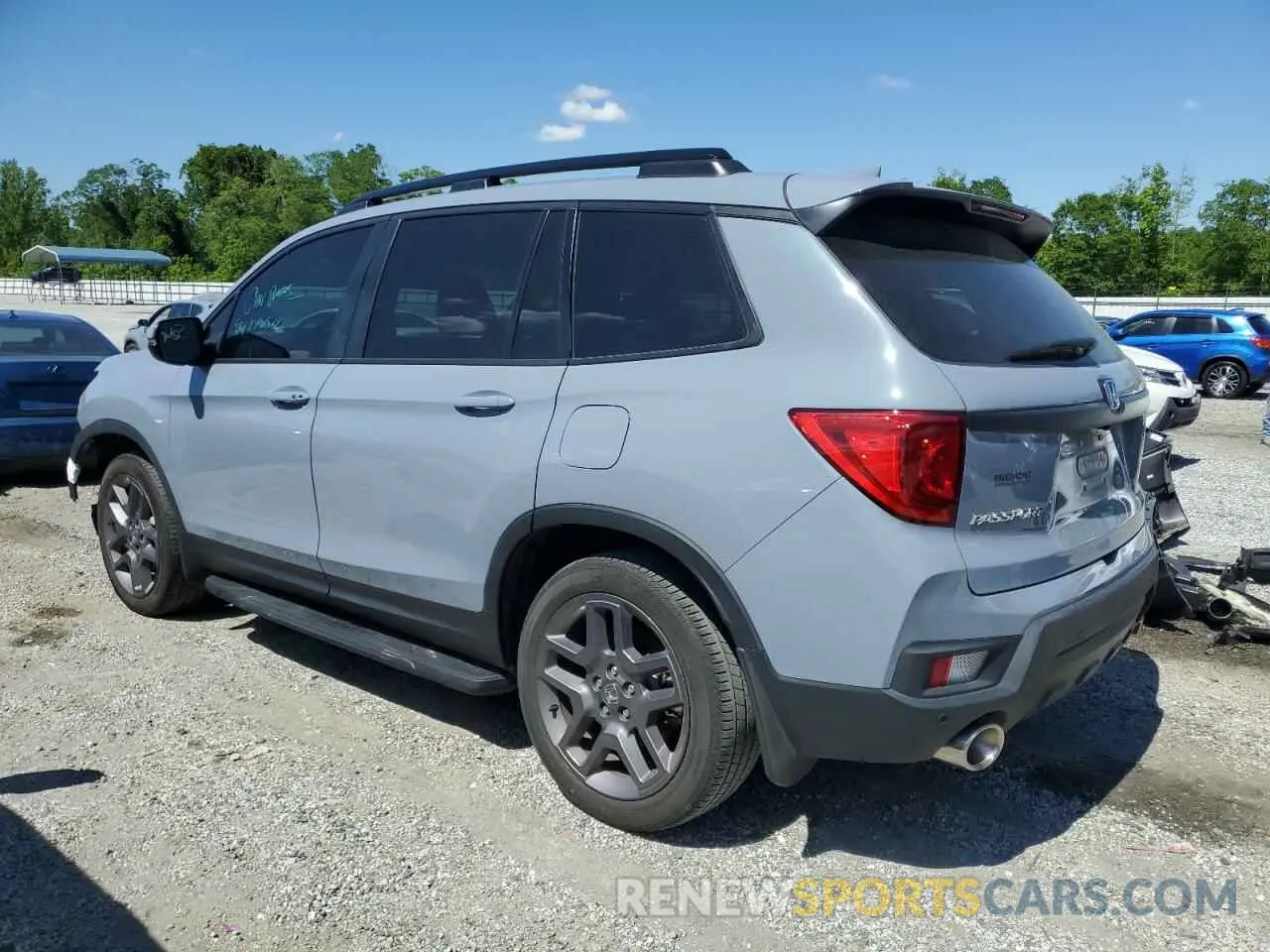 2 fotografías del automóvil dañado 5FNYF7H52NB005350 HONDA PASSPORT 2022