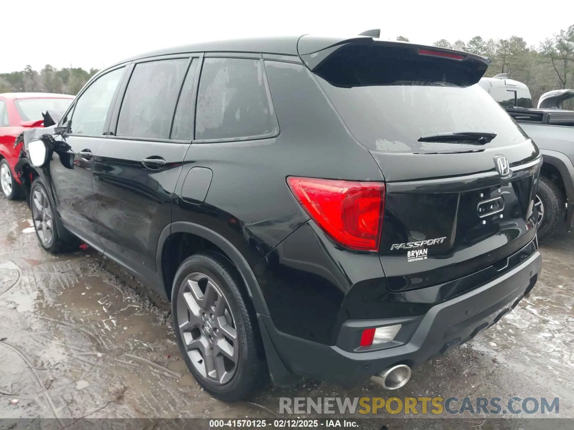 3 fotografías del automóvil dañado 5FNYF7H55NB001910 HONDA PASSPORT 2022