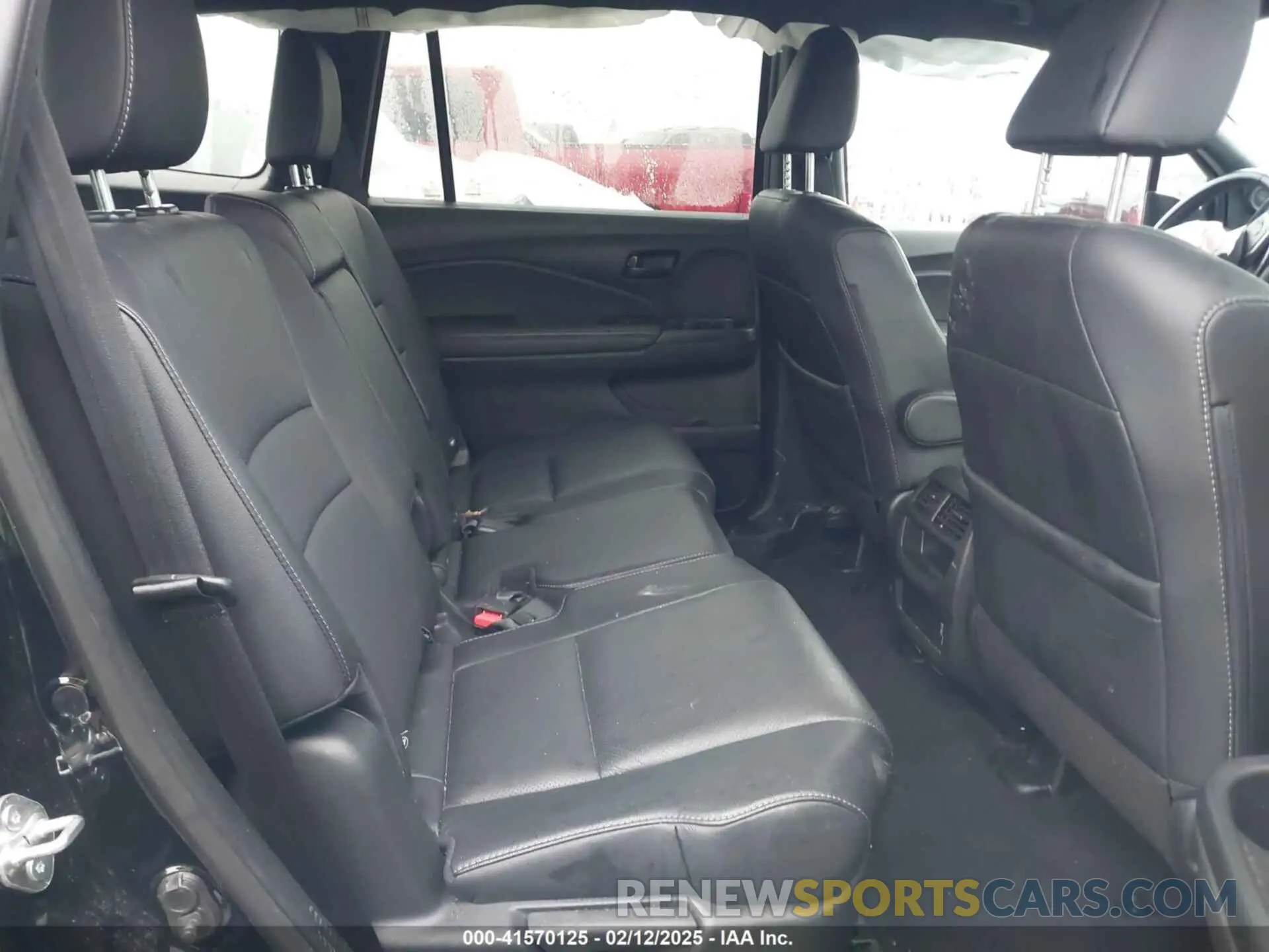8 fotografías del automóvil dañado 5FNYF7H55NB001910 HONDA PASSPORT 2022