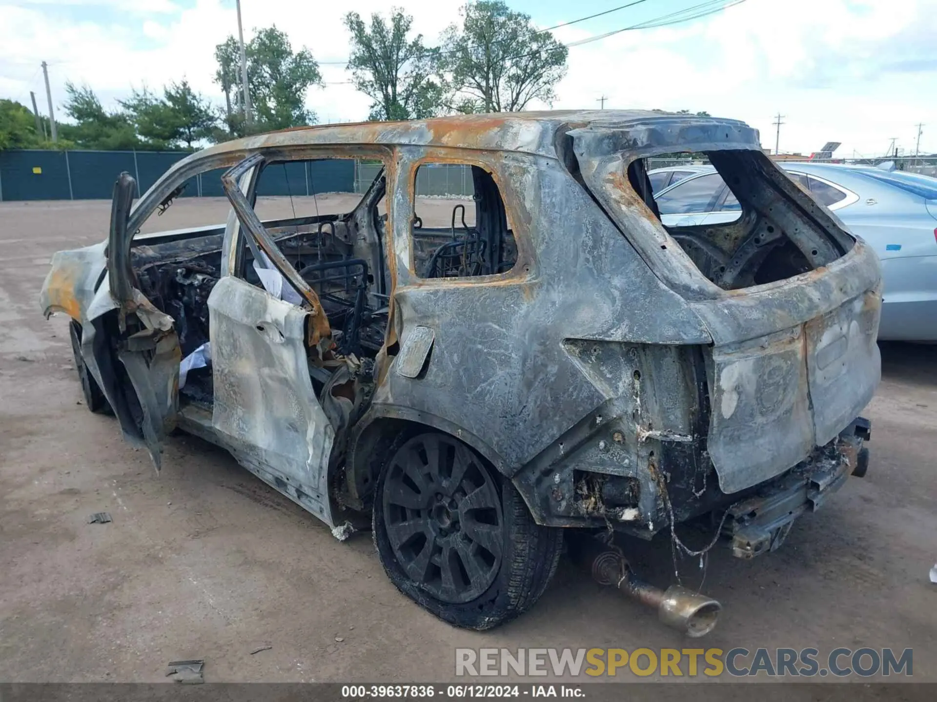 3 fotografías del automóvil dañado 5FNYF8H53NB032675 HONDA PASSPORT 2022