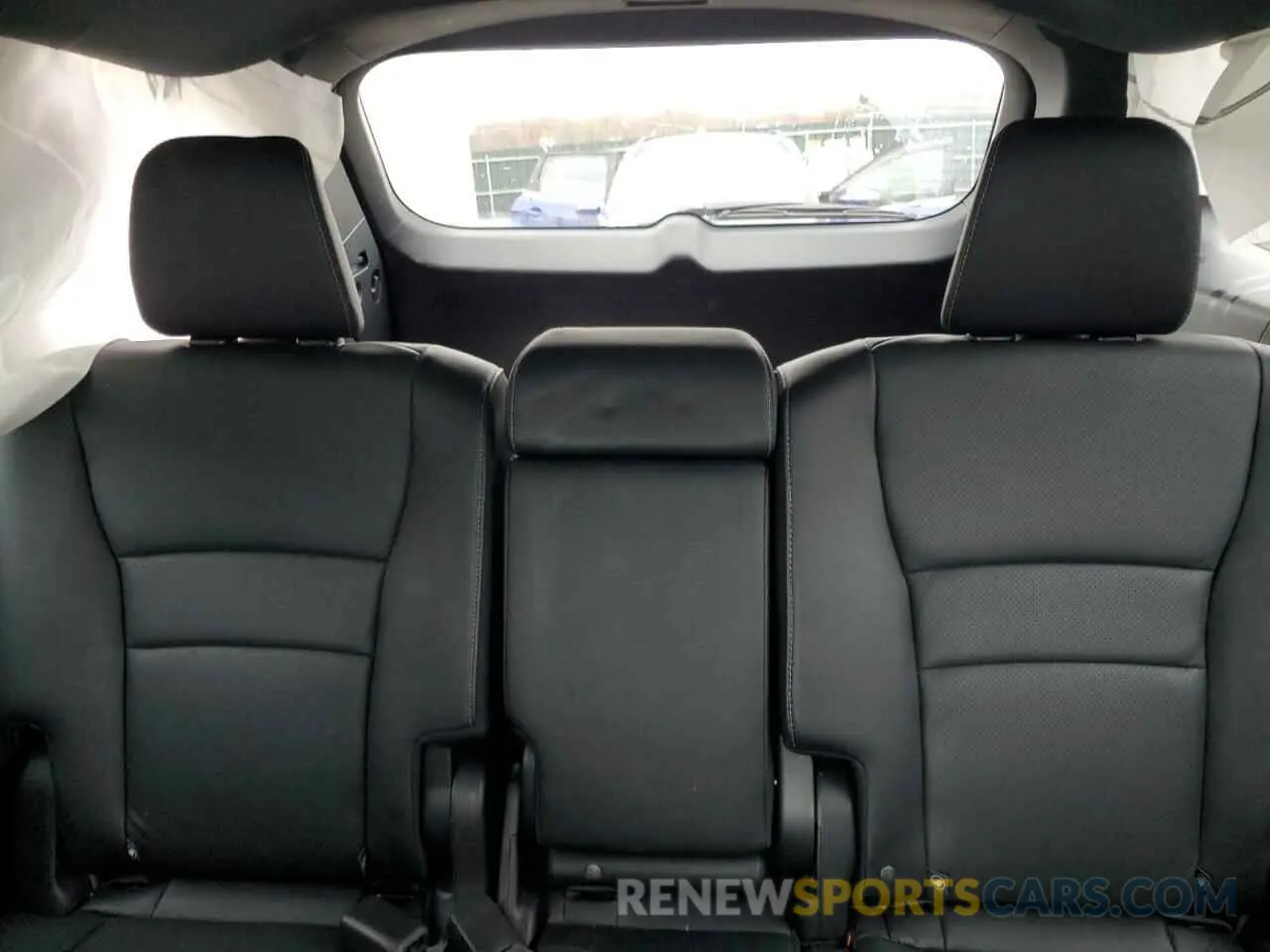 10 fotografías del automóvil dañado 5FNYF8H54NB003573 HONDA PASSPORT 2022