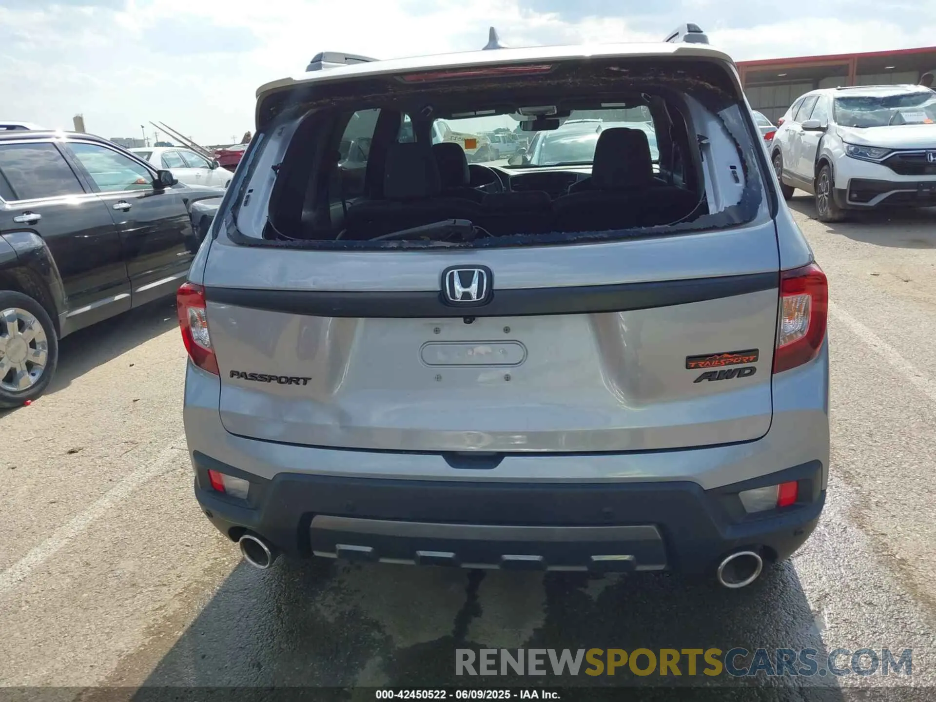 16 fotografías del automóvil dañado 5FNYF8H63NB004805 HONDA PASSPORT 2022