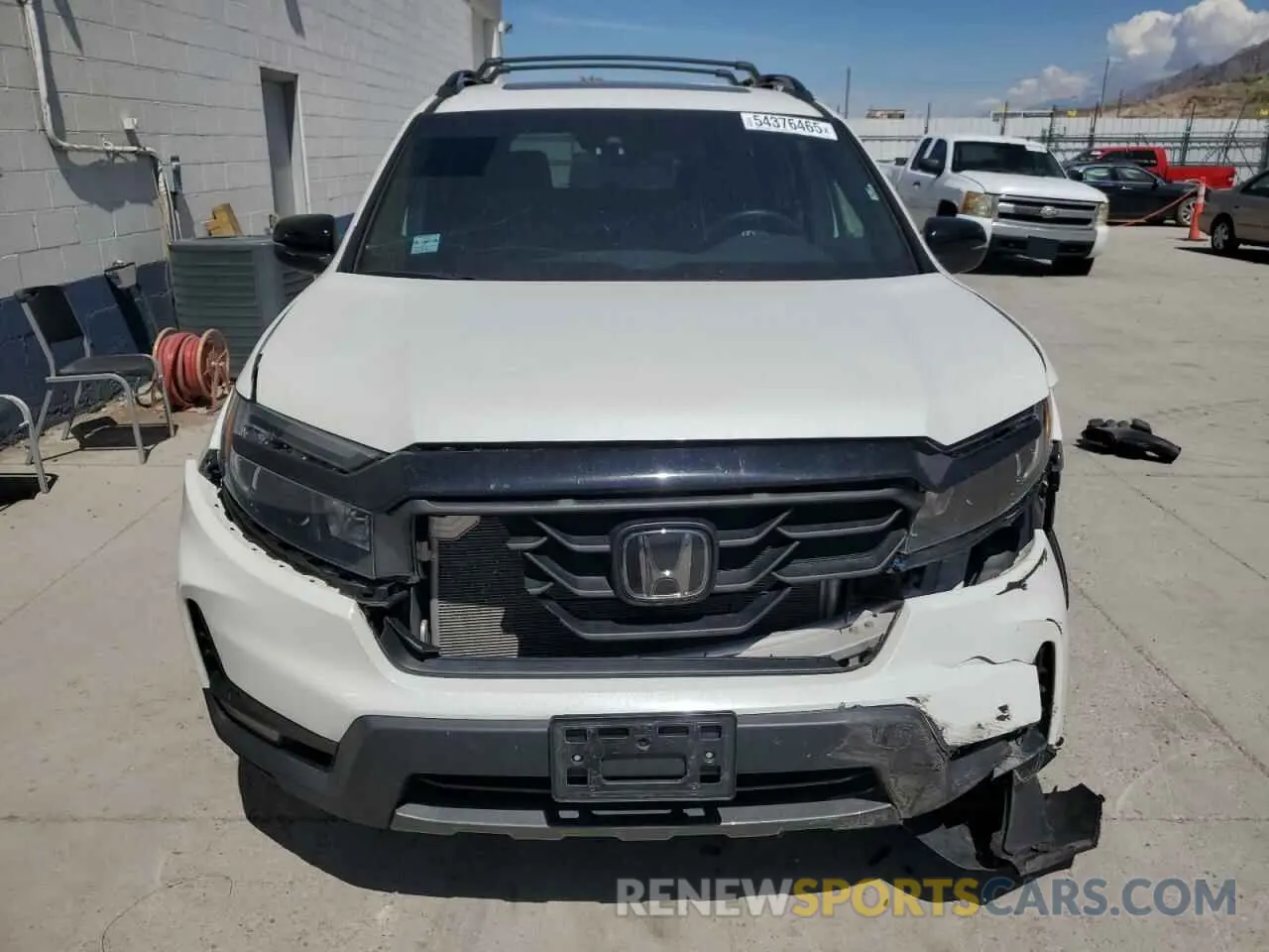 5 fotografías del automóvil dañado 5FNYF8H65NB004885 HONDA PASSPORT 2022