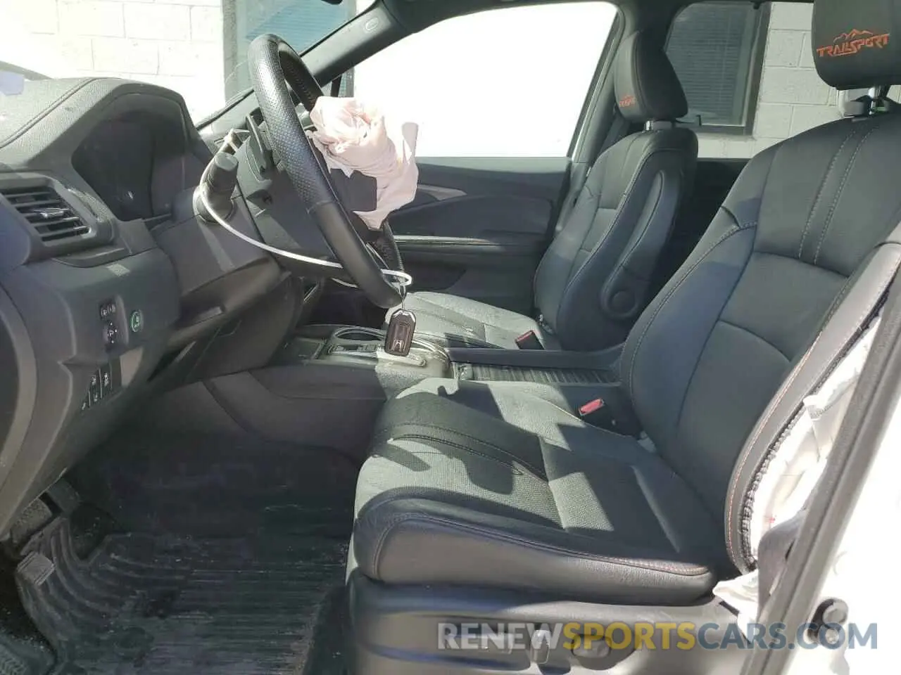 7 fotografías del automóvil dañado 5FNYF8H65NB004885 HONDA PASSPORT 2022