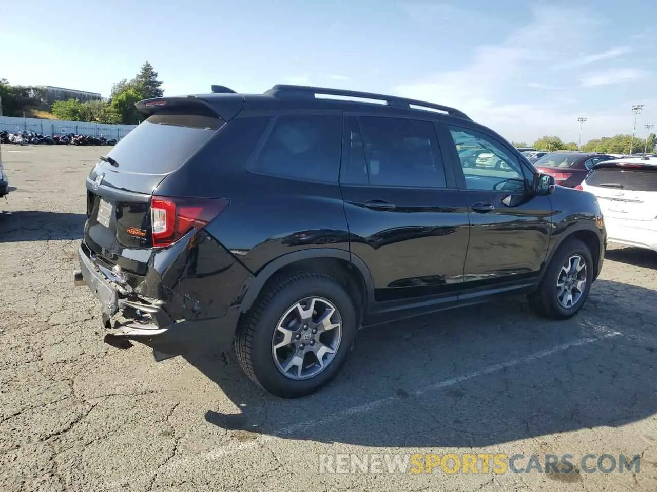 3 fotografías del automóvil dañado 5FNYF8H6XNB003764 HONDA PASSPORT 2022