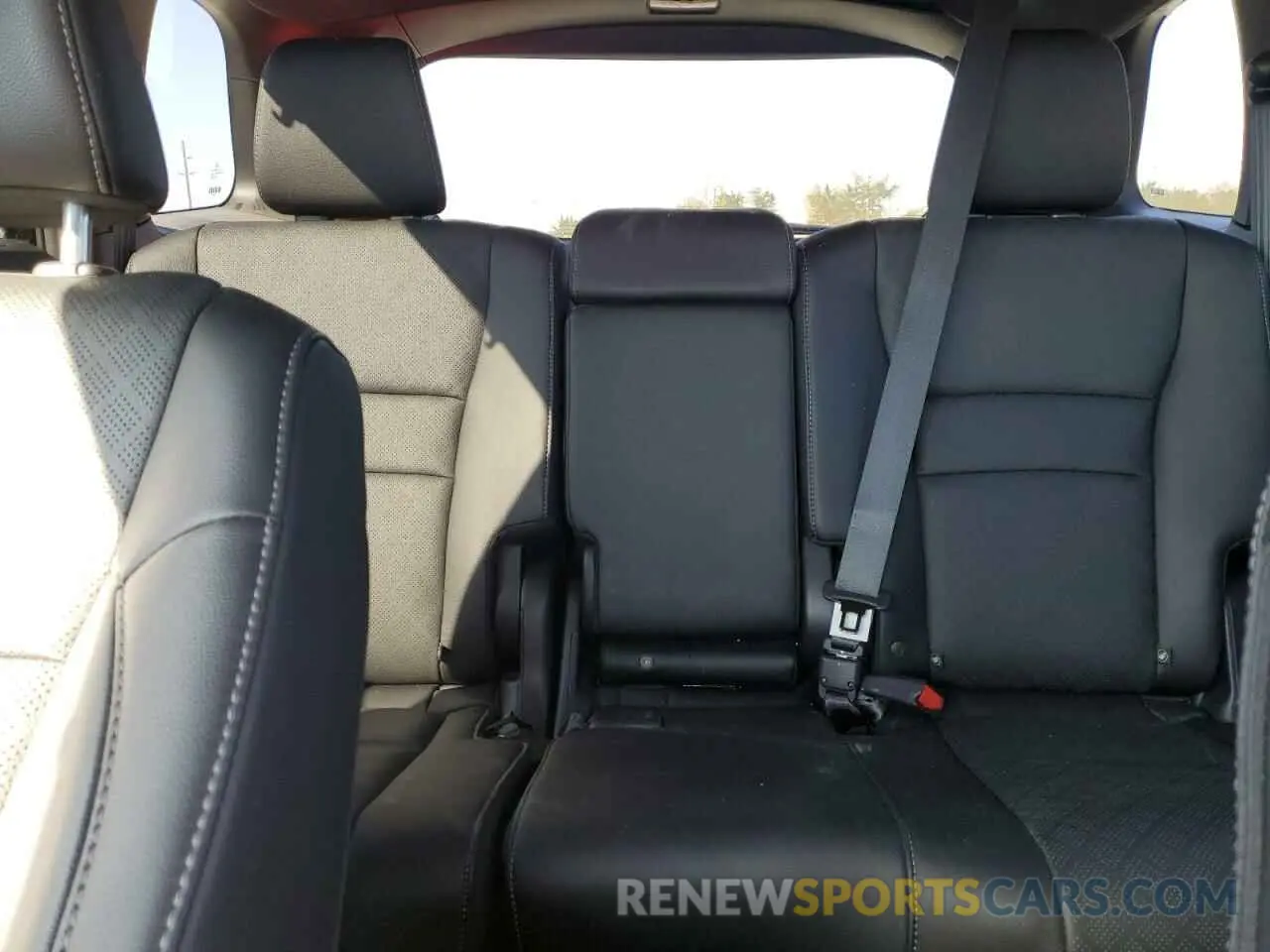 10 fotografías del automóvil dañado 5FNYF8H0XPB034110 HONDA PASSPORT 2023