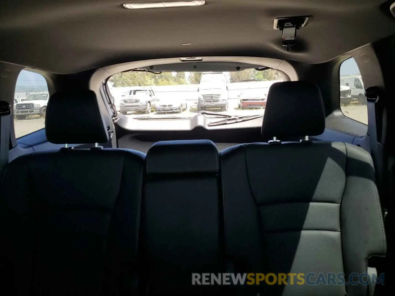 10 fotografías del automóvil dañado 5FNYF8H59PB010280 HONDA PASSPORT 2023