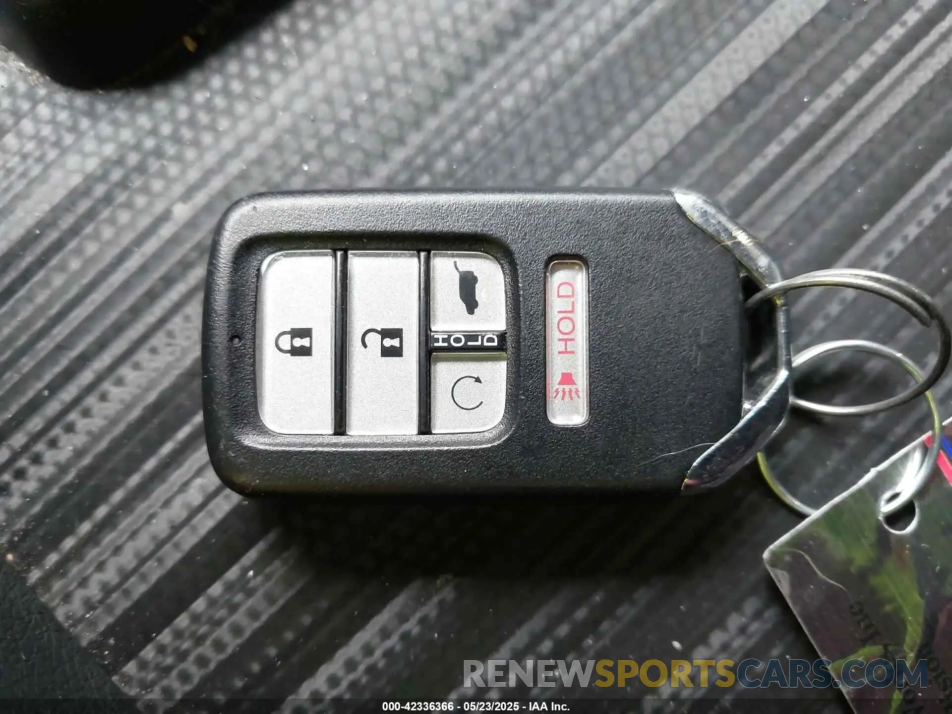 11 fotografías del automóvil dañado 5FNYF8H5XPB021370 HONDA PASSPORT 2023