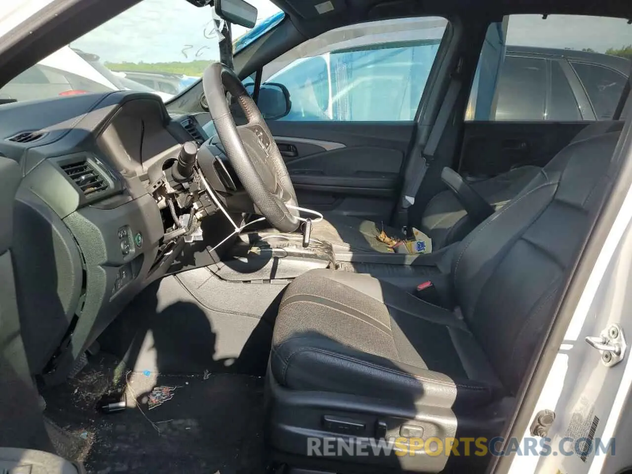 7 fotografías del automóvil dañado 5FNYF8H62PB003759 HONDA PASSPORT 2023
