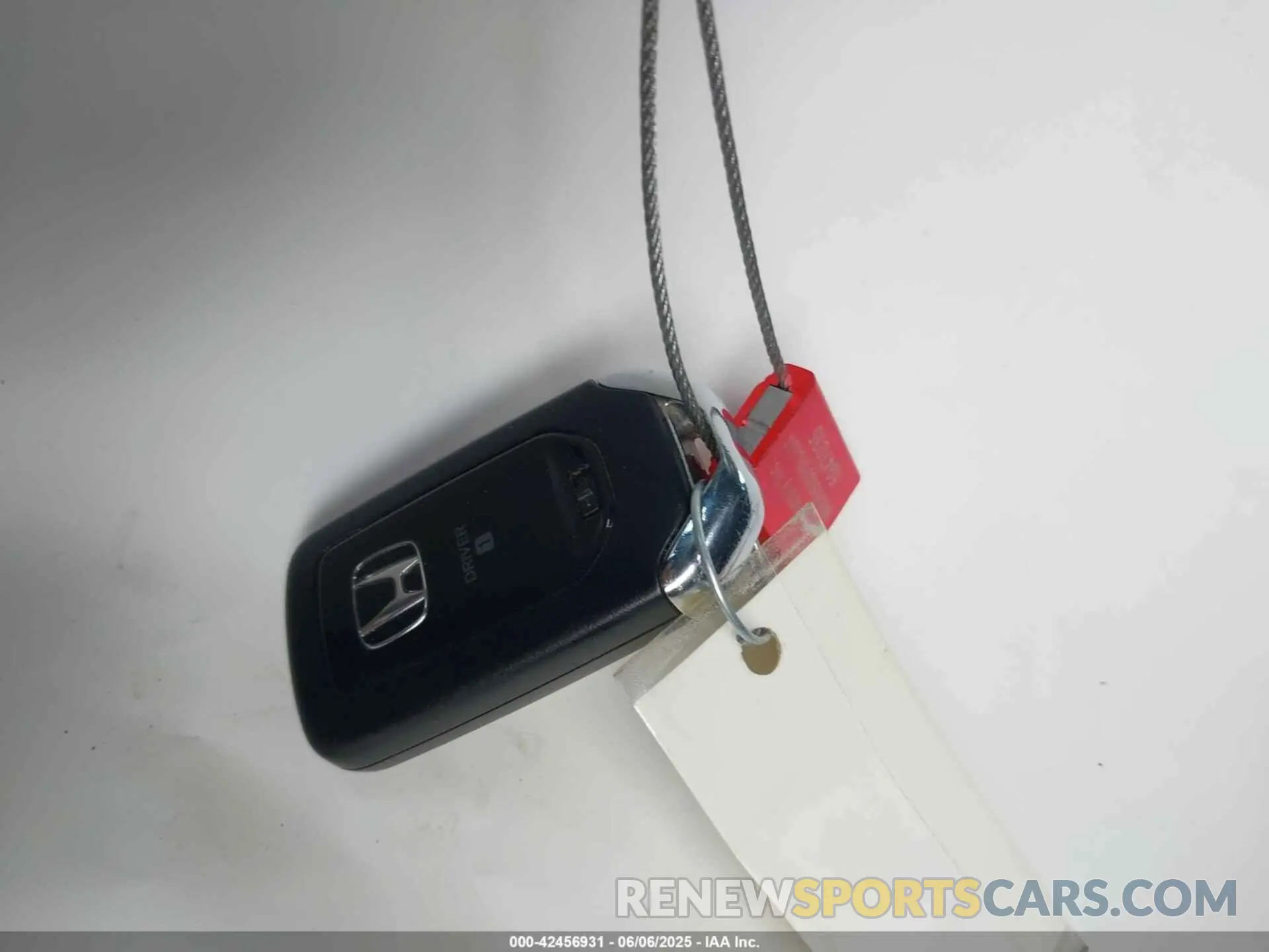 11 fotografías del automóvil dañado 5FNYF8H68PB043019 HONDA PASSPORT 2023