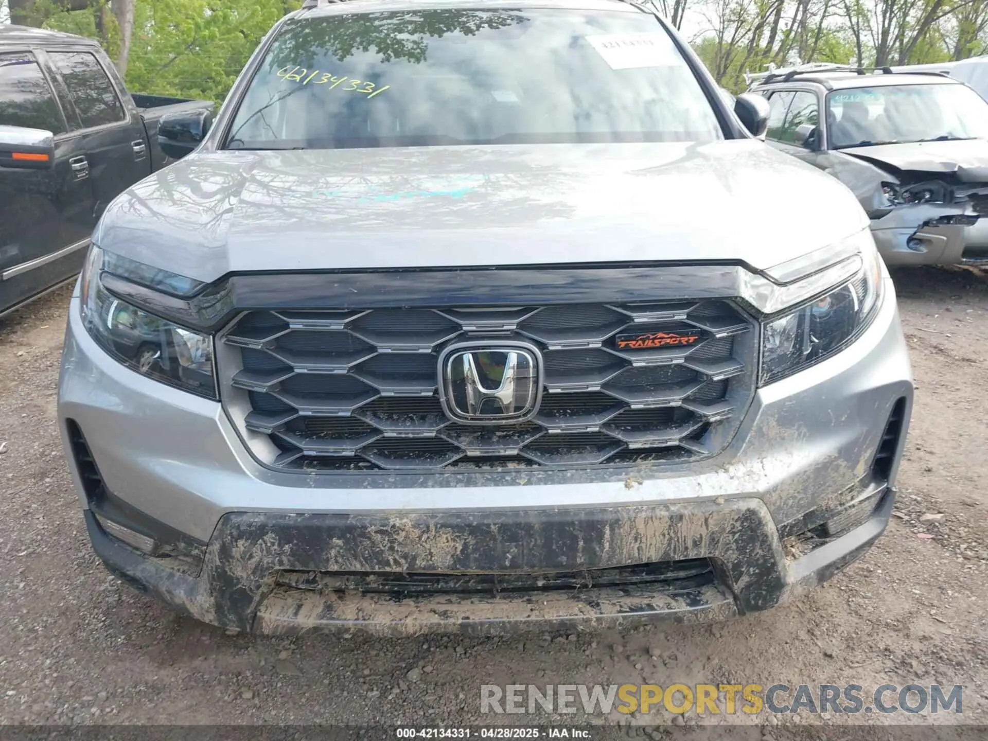 13 fotografías del automóvil dañado 5FNYF8H6XPB044222 HONDA PASSPORT 2023
