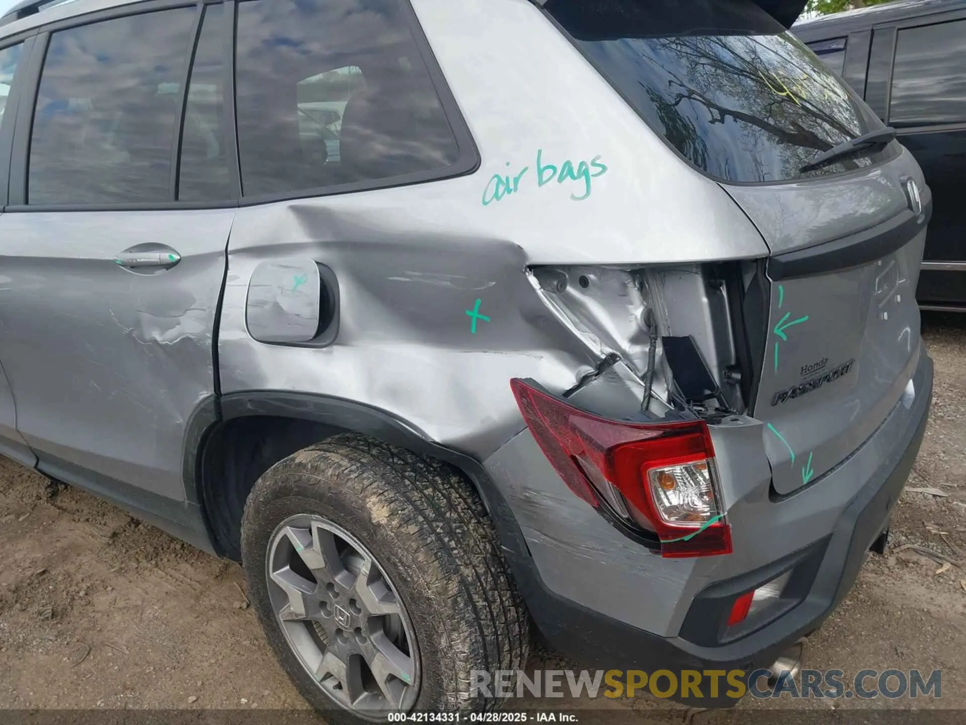 6 fotografías del automóvil dañado 5FNYF8H6XPB044222 HONDA PASSPORT 2023