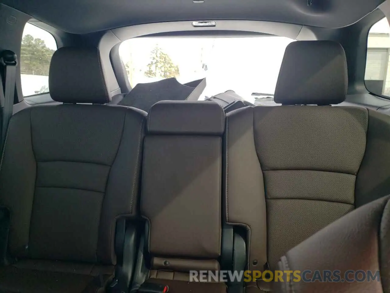10 fotografías del automóvil dañado 5FNYF8H50RB023552 HONDA PASSPORT 2024