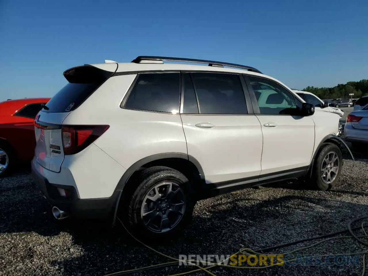 3 fotografías del automóvil dañado 5FNYF8H62RB004333 HONDA PASSPORT 2024