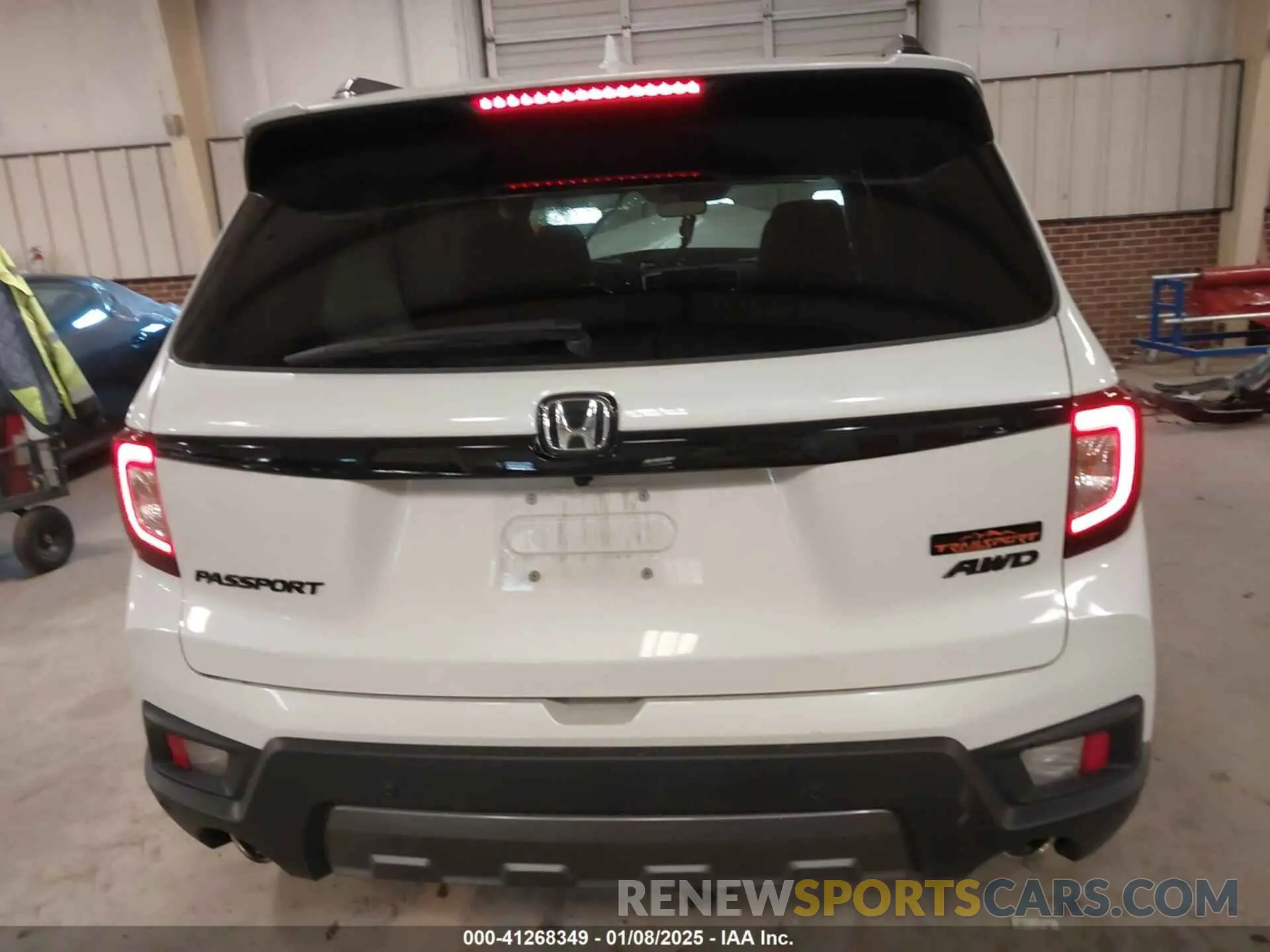 15 fotografías del automóvil dañado 5FNYF8H62RB011007 HONDA PASSPORT 2024