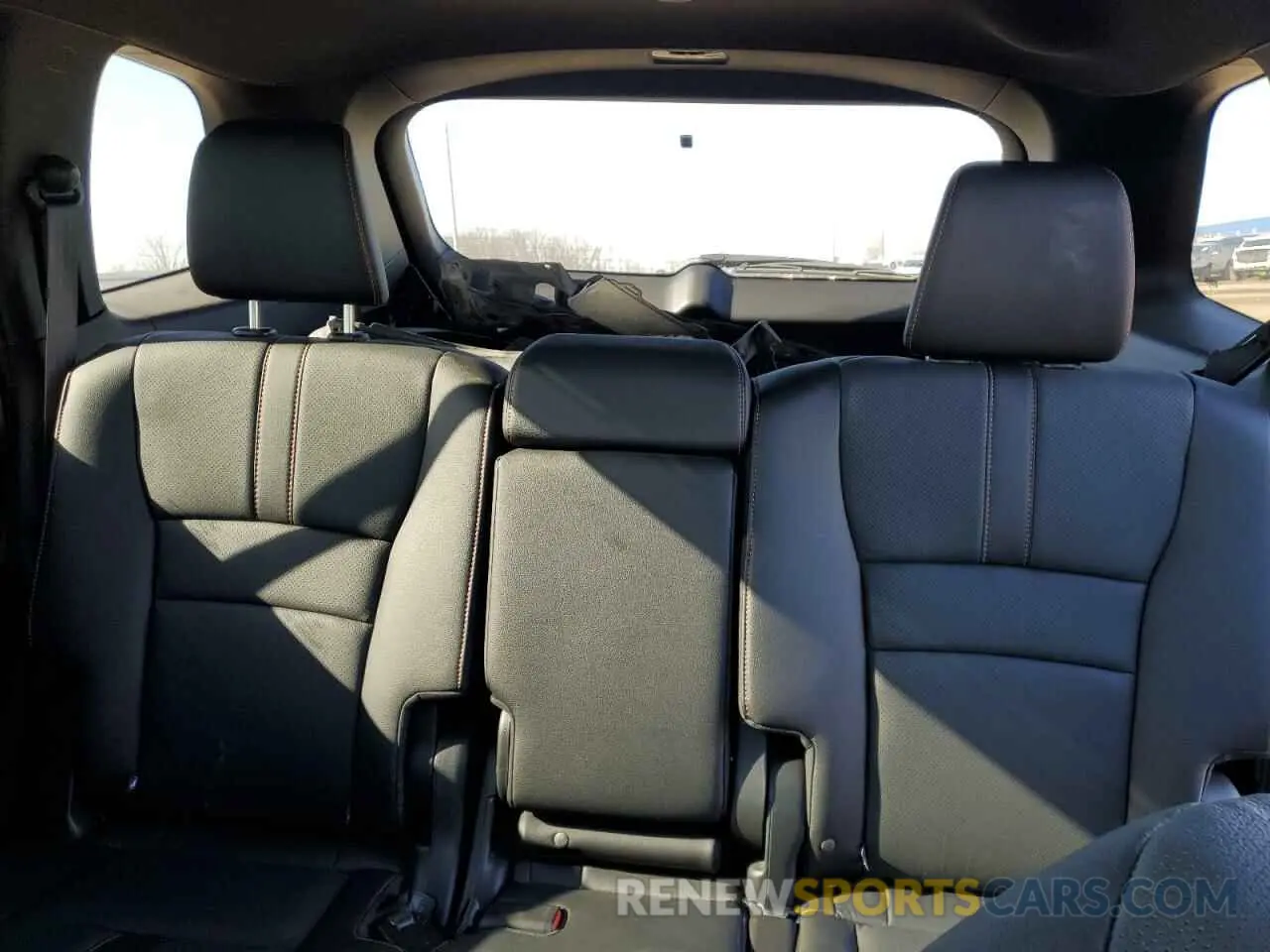 10 fotografías del automóvil dañado 5FNYF8H64RB005399 HONDA PASSPORT 2024