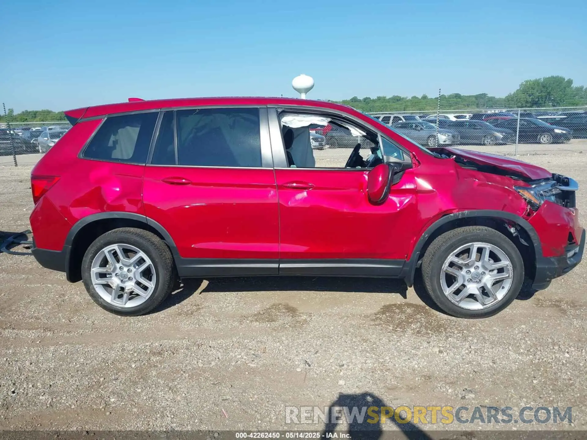13 fotografías del automóvil dañado 5FNYF8H56SB001075 HONDA PASSPORT 2025