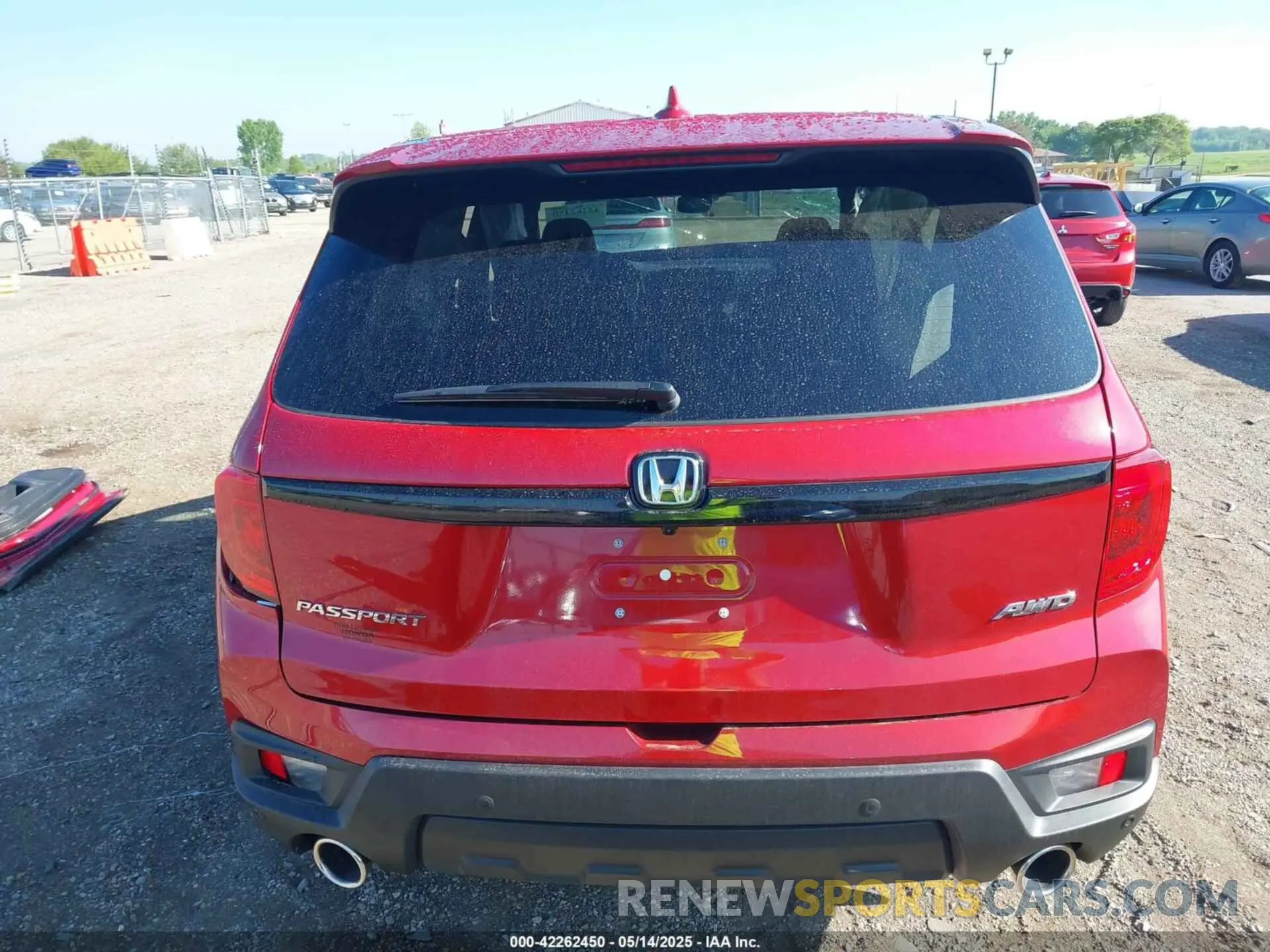 16 fotografías del automóvil dañado 5FNYF8H56SB001075 HONDA PASSPORT 2025