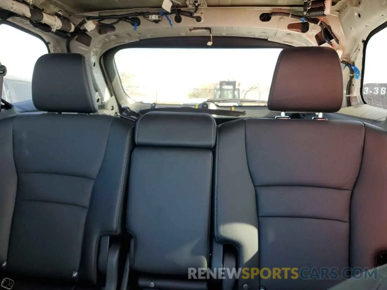 10 fotografías del automóvil dañado 5FNYF8H59SB012829 HONDA PASSPORT 2025