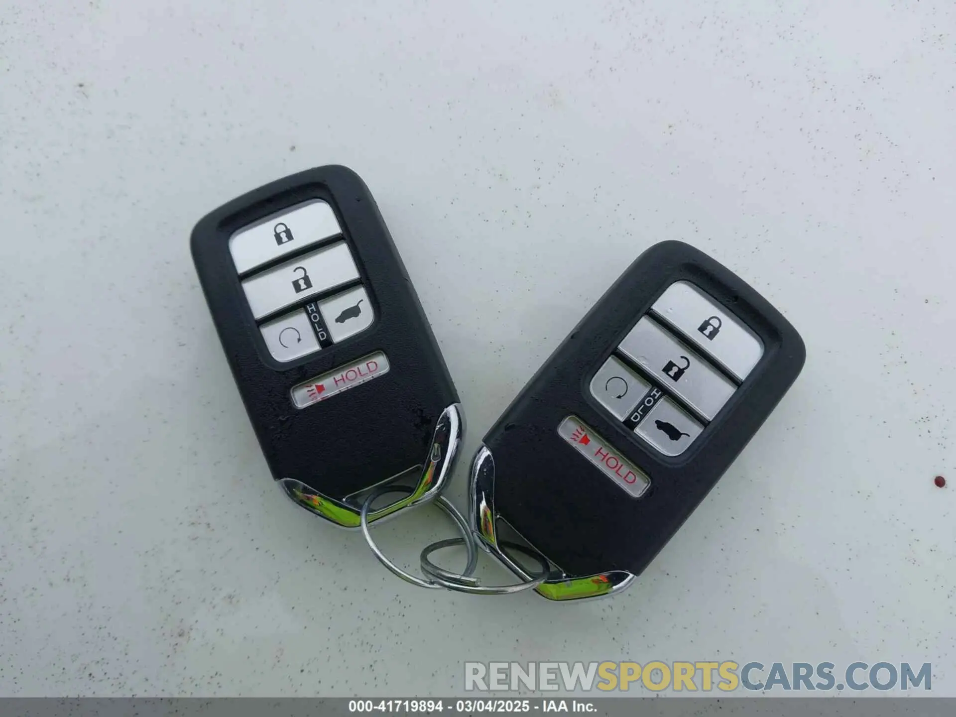 11 fotografías del automóvil dañado 5FNYF8H8XSB002921 HONDA PASSPORT 2025
