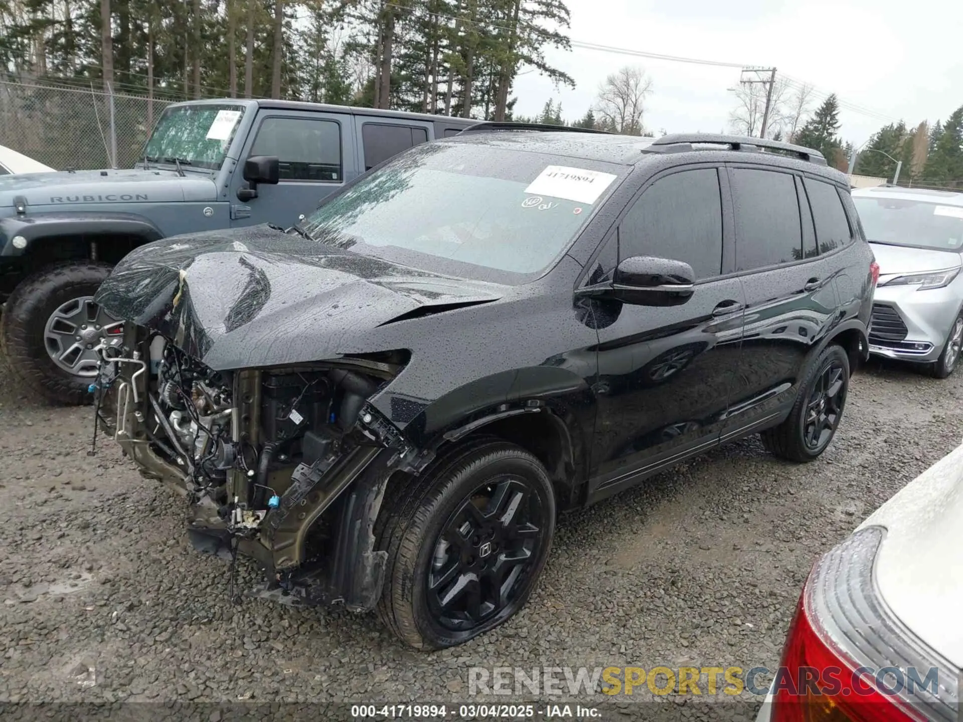 15 fotografías del automóvil dañado 5FNYF8H8XSB002921 HONDA PASSPORT 2025
