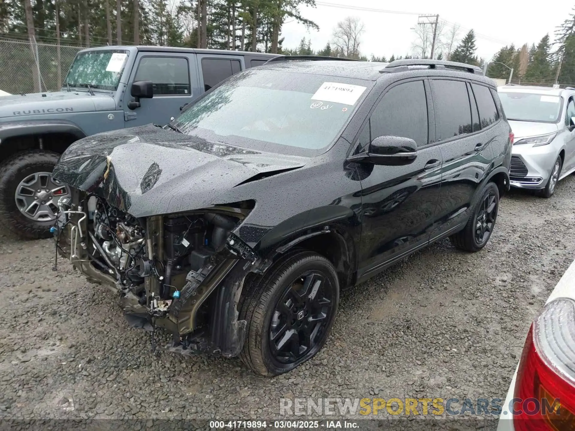 2 fotografías del automóvil dañado 5FNYF8H8XSB002921 HONDA PASSPORT 2025