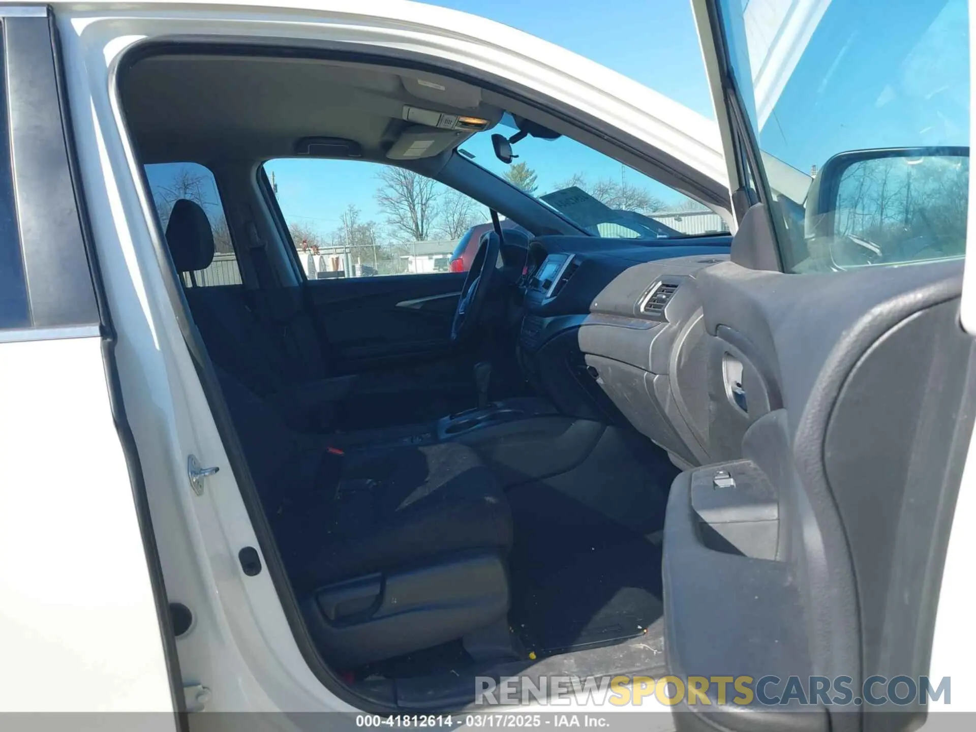 5 fotografías del automóvil dañado 5FNYF5H11KB006065 HONDA PILOT 2019