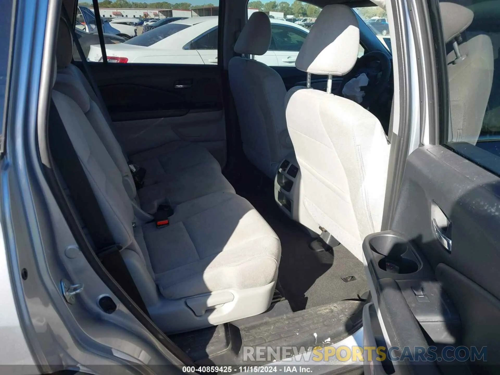 8 fotografías del automóvil dañado 5FNYF5H14KB029906 HONDA PILOT 2019