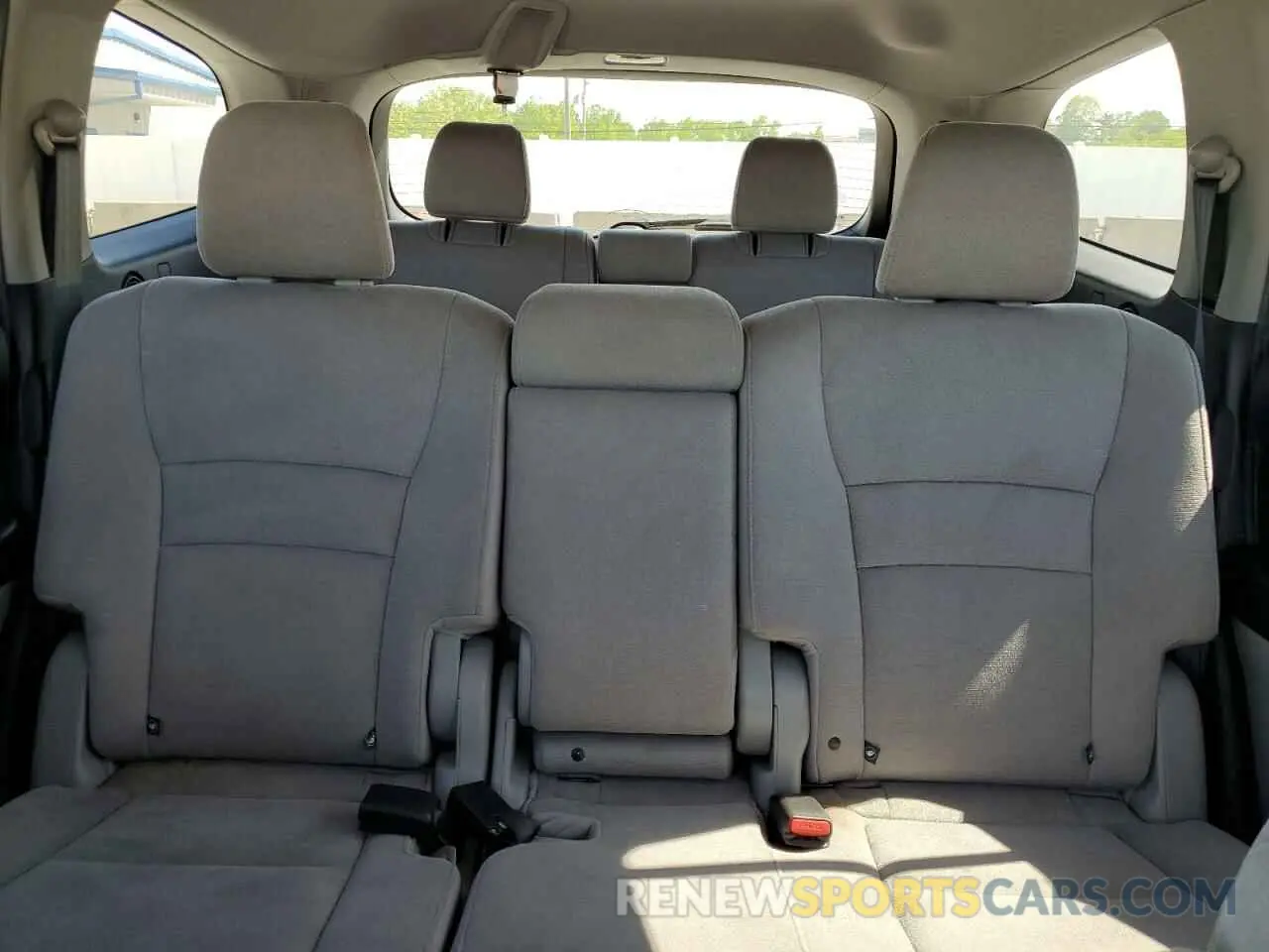 10 fotografías del automóvil dañado 5FNYF5H14KB033504 HONDA PILOT 2019