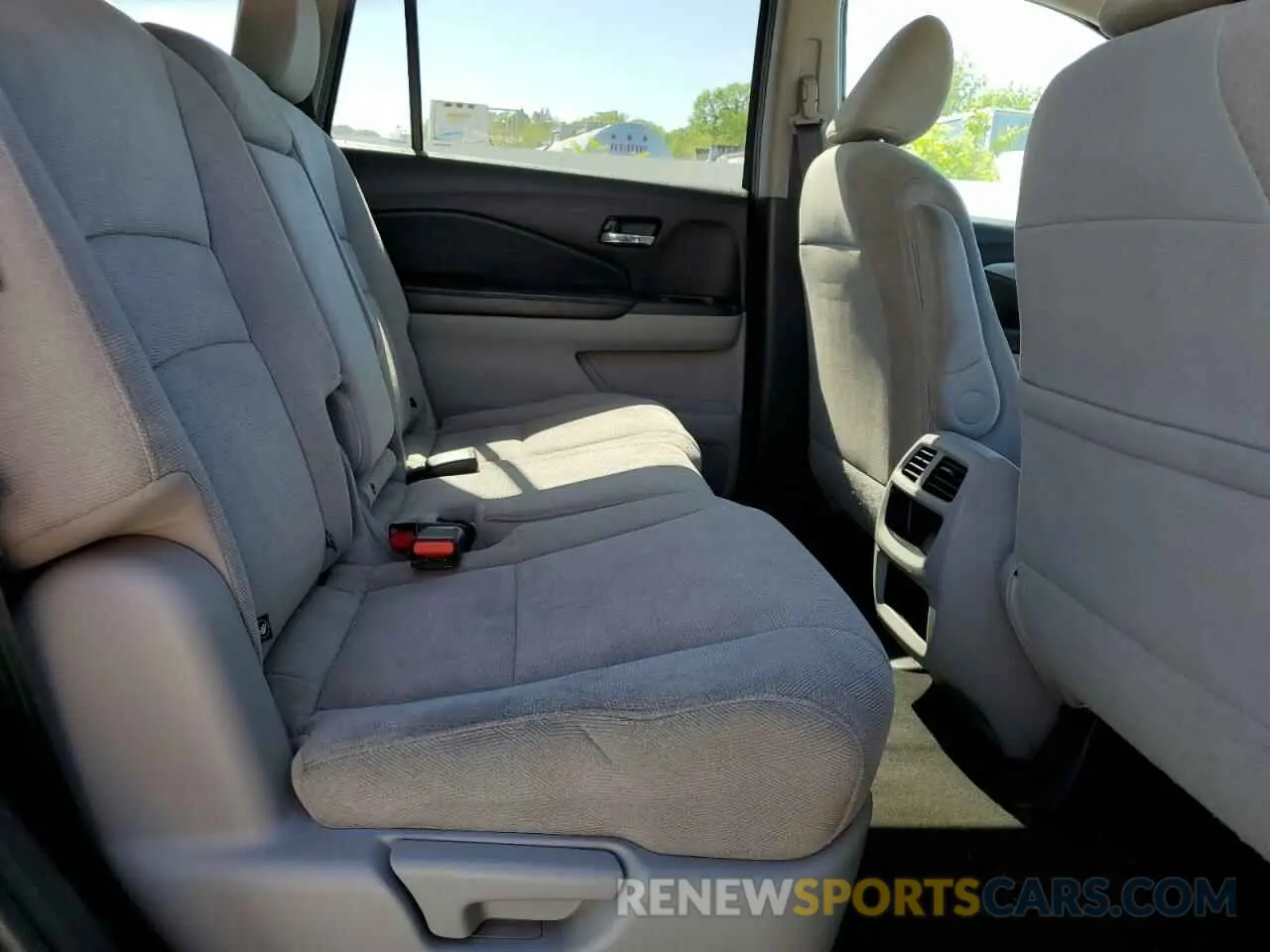 11 fotografías del automóvil dañado 5FNYF5H14KB033504 HONDA PILOT 2019