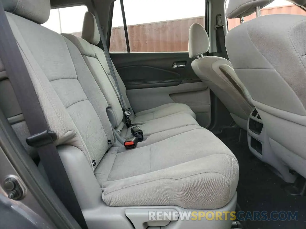 11 fotografías del automóvil dañado 5FNYF5H14KB035513 HONDA PILOT 2019