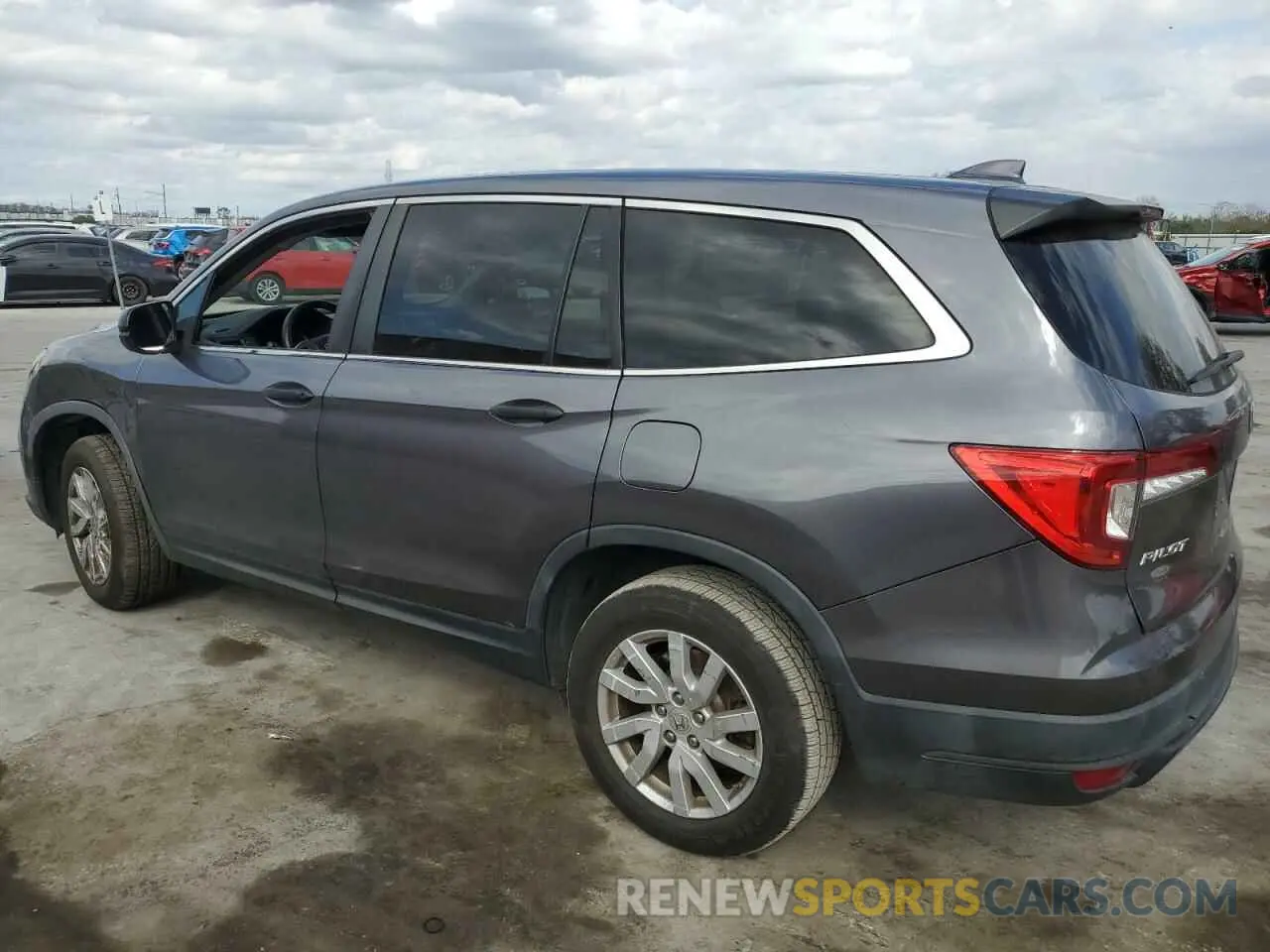 2 fotografías del automóvil dañado 5FNYF5H14KB035513 HONDA PILOT 2019
