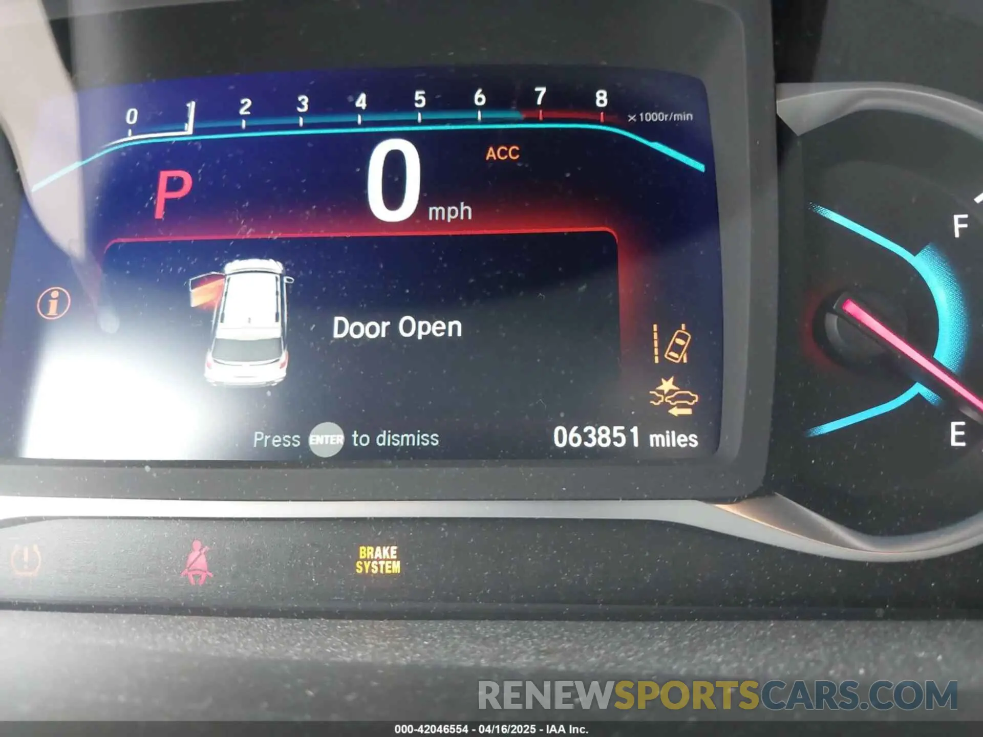 16 fotografías del automóvil dañado 5FNYF5H15KB026075 HONDA PILOT 2019