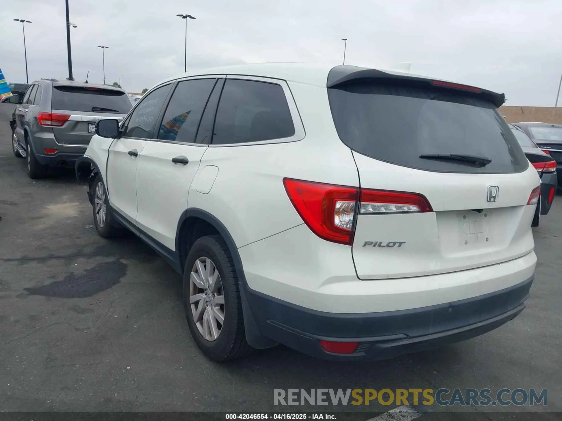 3 fotografías del automóvil dañado 5FNYF5H15KB026075 HONDA PILOT 2019