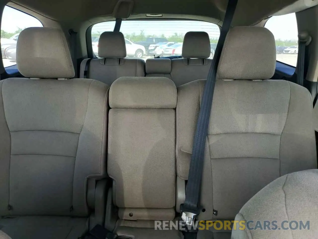 10 fotografías del automóvil dañado 5FNYF5H16KB031060 HONDA PILOT 2019