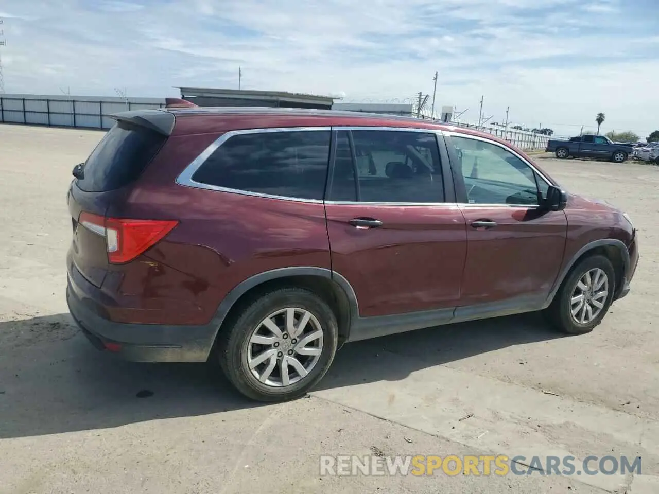 3 fotografías del automóvil dañado 5FNYF5H16KB031060 HONDA PILOT 2019