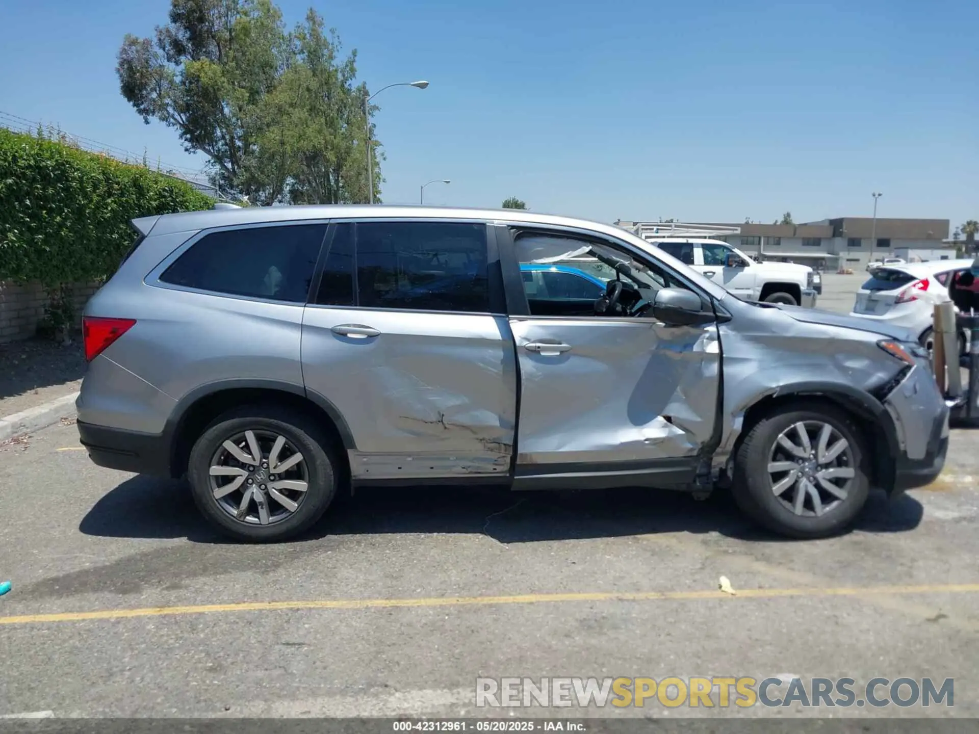 13 fotografías del automóvil dañado 5FNYF5H30KB035591 HONDA PILOT 2019