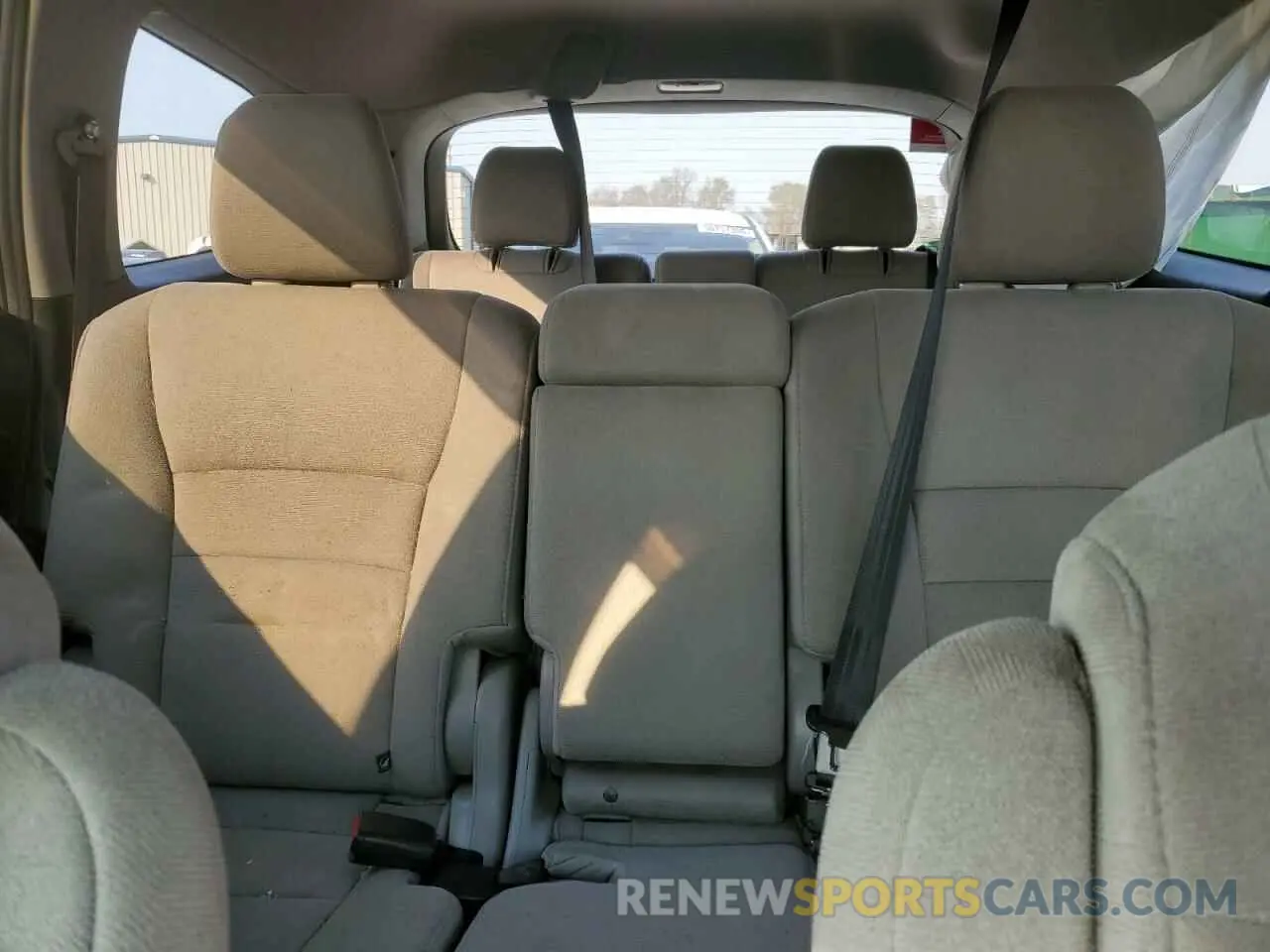 10 fotografías del automóvil dañado 5FNYF5H37KB009263 HONDA PILOT 2019