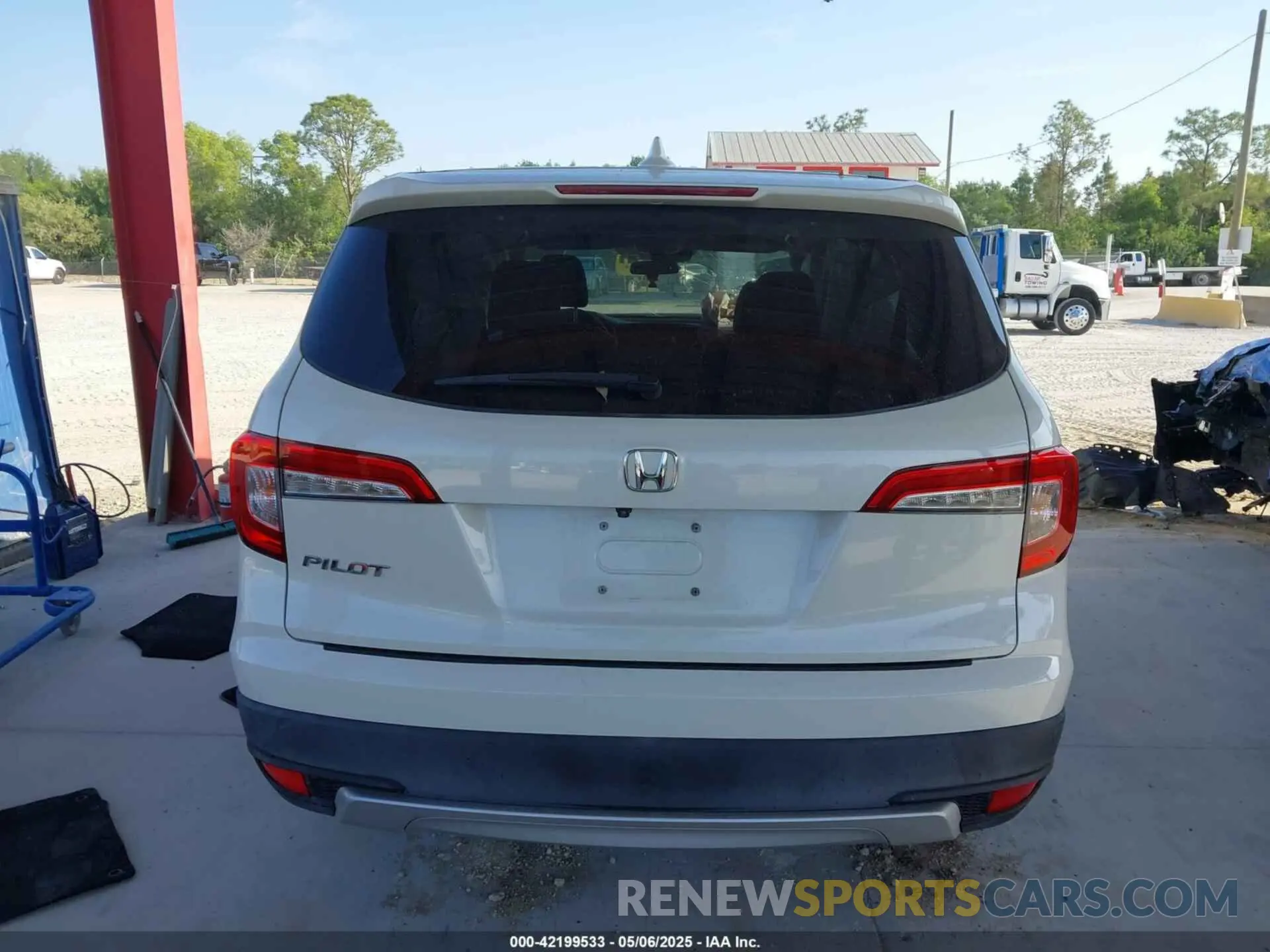 15 fotografías del automóvil dañado 5FNYF5H37KB013250 HONDA PILOT 2019