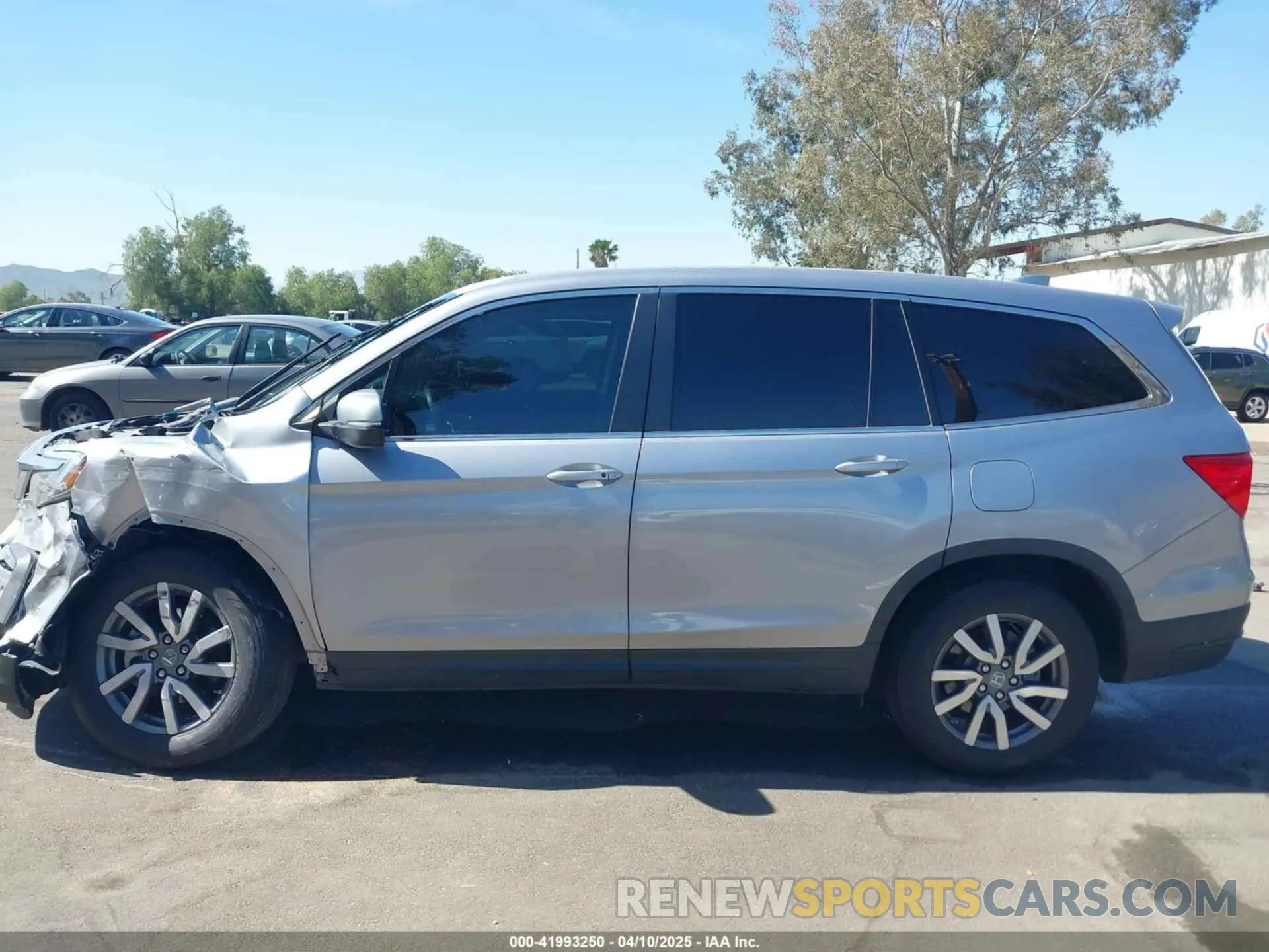 15 fotografías del automóvil dañado 5FNYF5H38KB027240 HONDA PILOT 2019