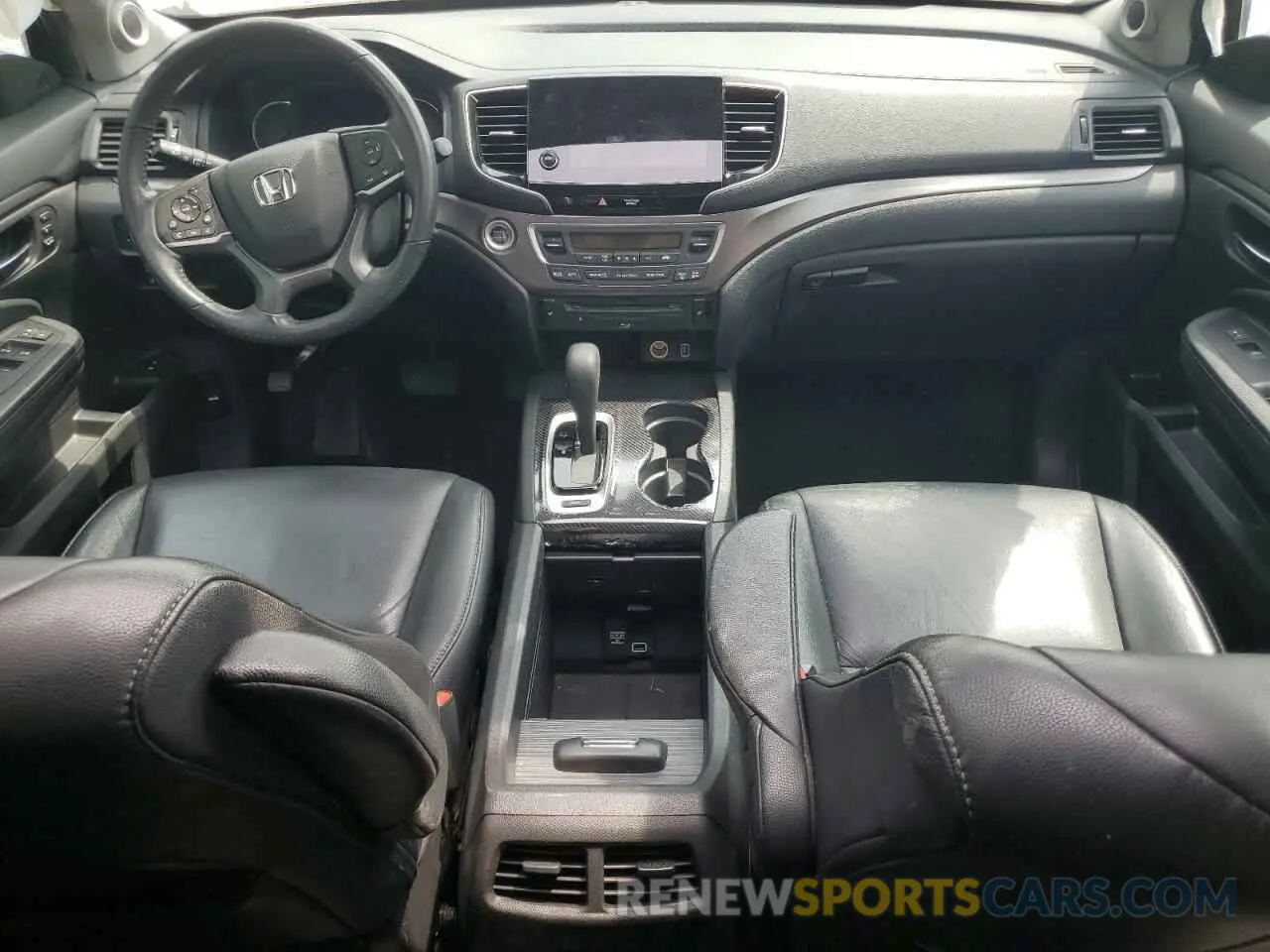 8 fotografías del automóvil dañado 5FNYF5H4XKB022940 HONDA PILOT 2019