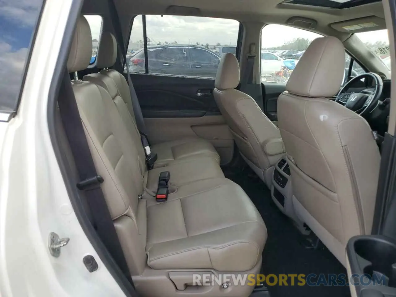 11 fotografías del automóvil dañado 5FNYF5H50KB036595 HONDA PILOT 2019